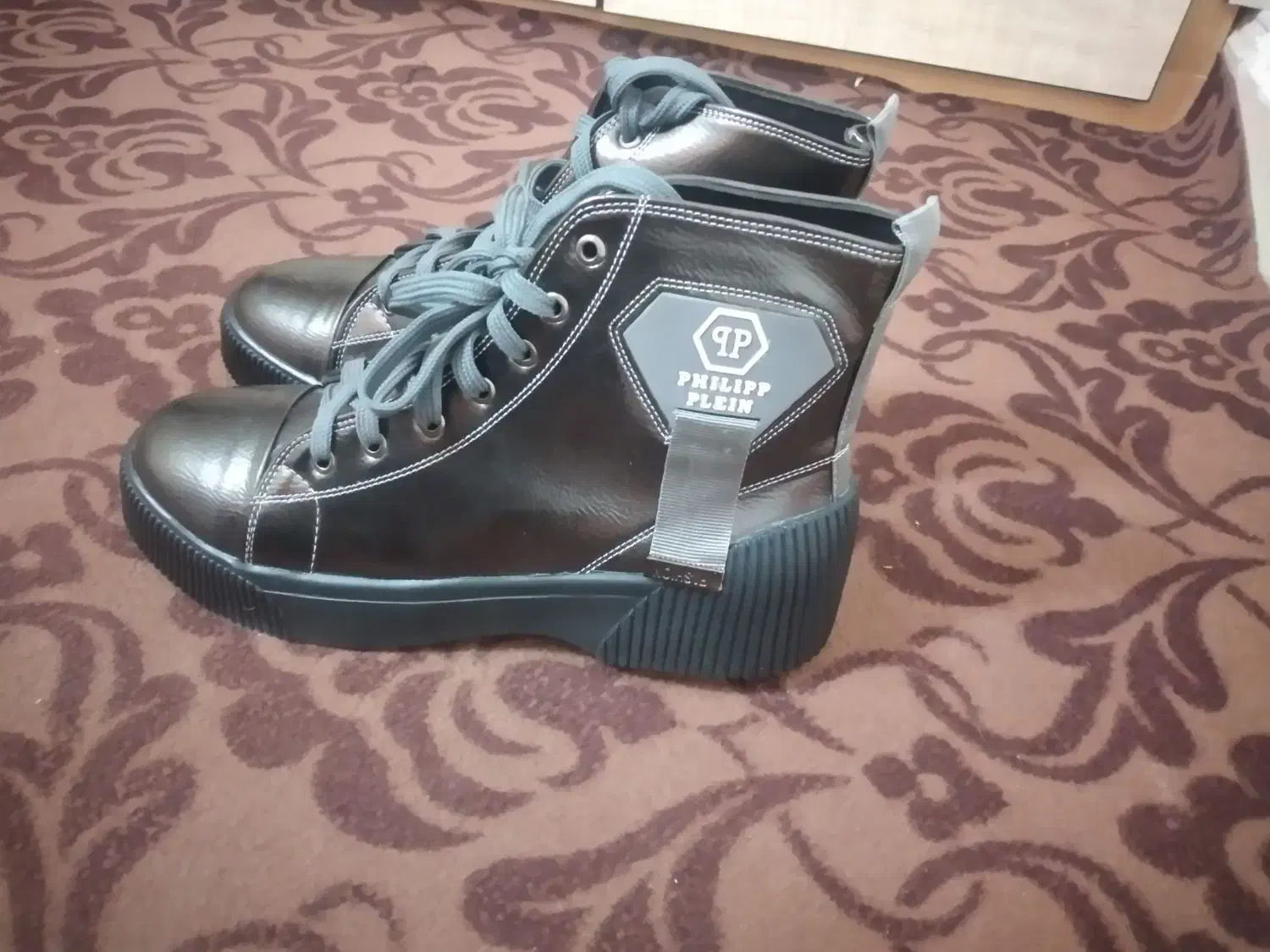 نیم بوت|کیف، کفش، کمربند|بروجرد, |دیوار