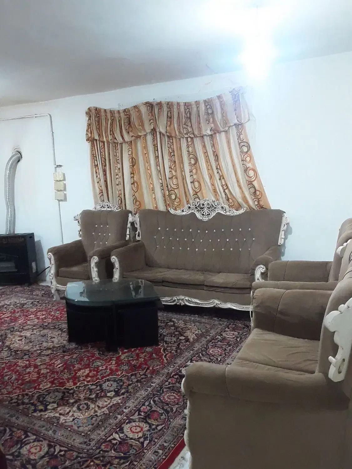 اجاره خانه روزانه هفتگی و ماهانه تمیز با امکانات|اجارهٔ کوتاهمدت آپارتمان و سوئیت|رشت, آب و برق|دیوار