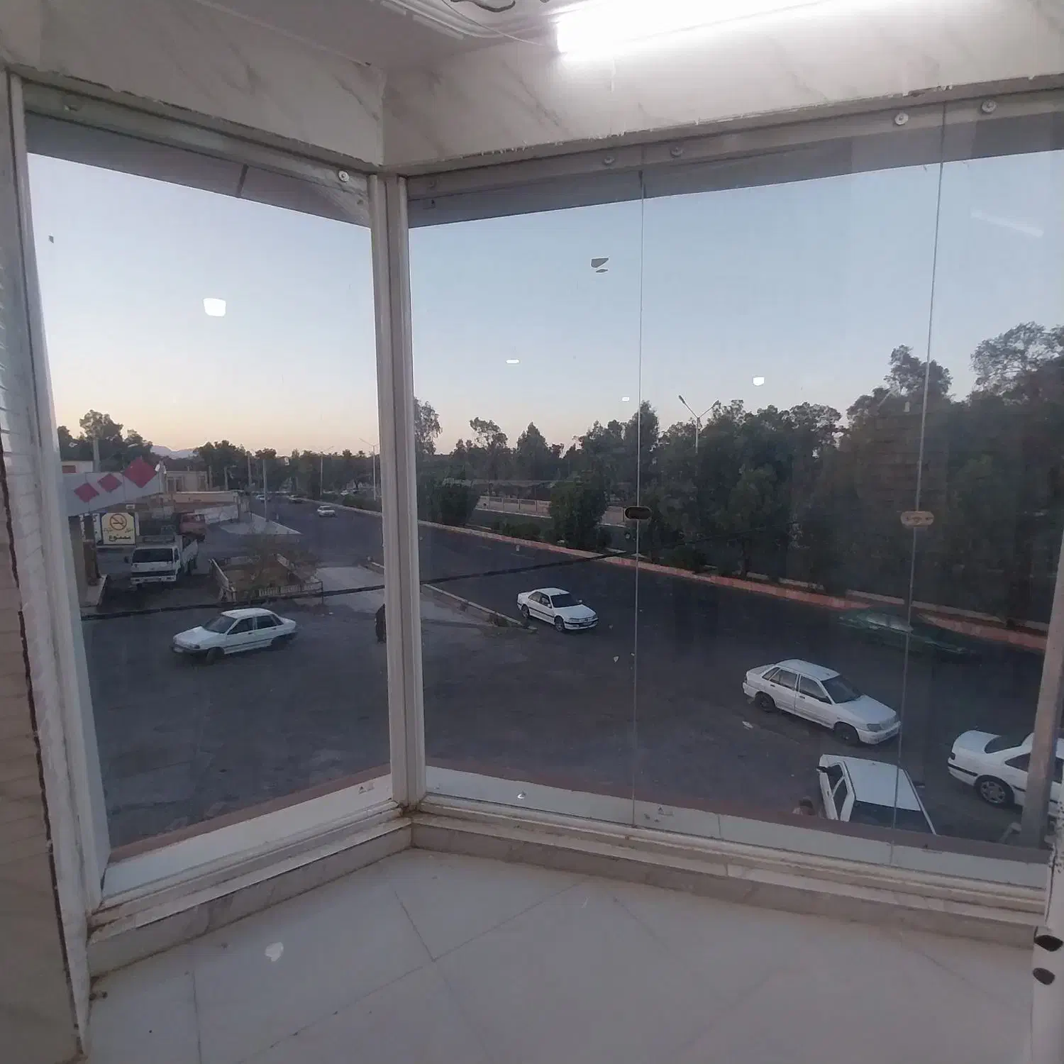 90متر تجاری طبقه بالا خ کارگر|اجارهٔ مغازه و غرفه|بم, |دیوار