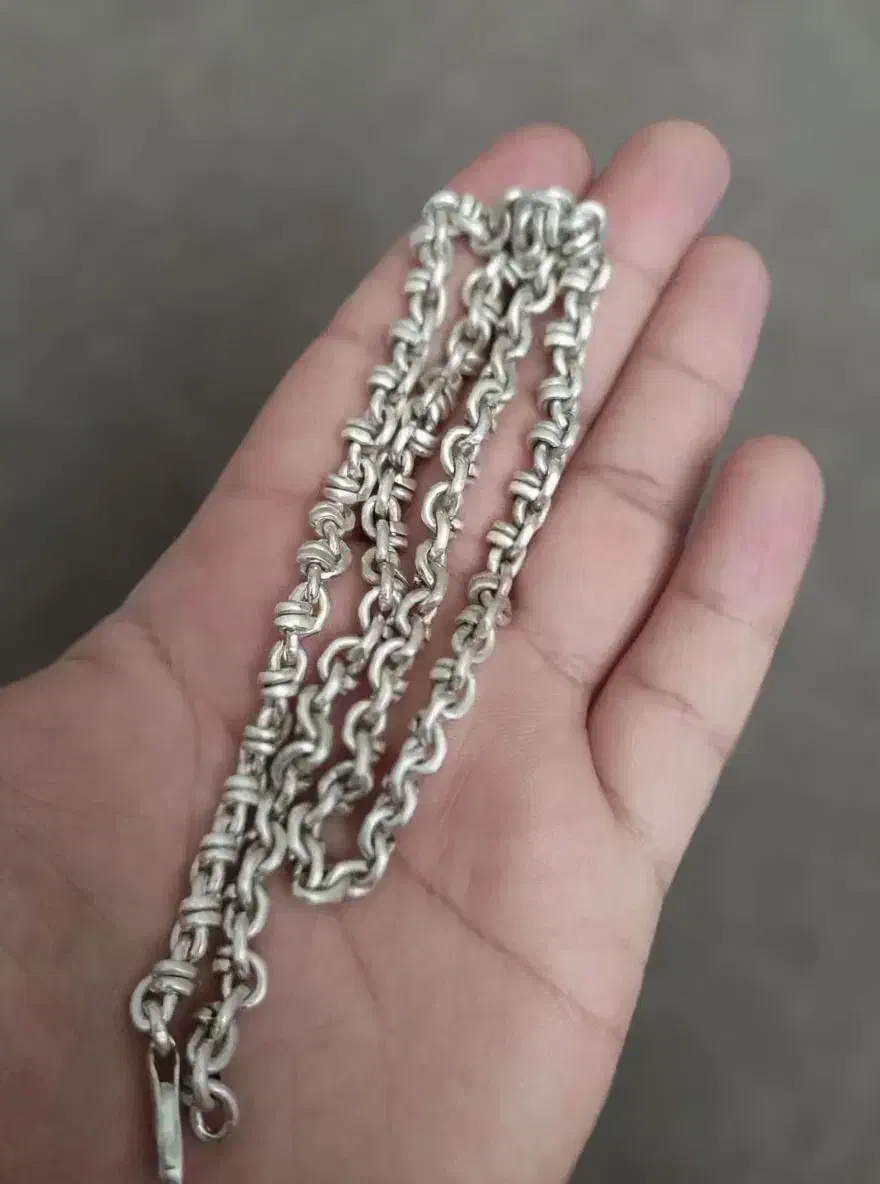 زنجیر گردنی ۹۴۵ عیاره دس ساز|جواهرات|تبریز, |دیوار