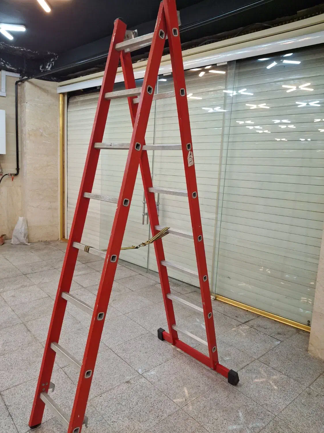 نردبان آلمینیومی|ابزارآلات|رشت, دروازه لاکان|دیوار