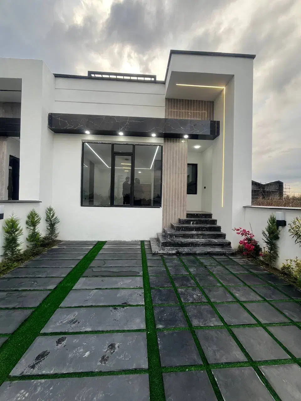 ویلافلت۱۸۰م انشعابات نصب سندتکبرگ.مالک منعطف|فروش خانه و ویلا|چمستان, |دیوار