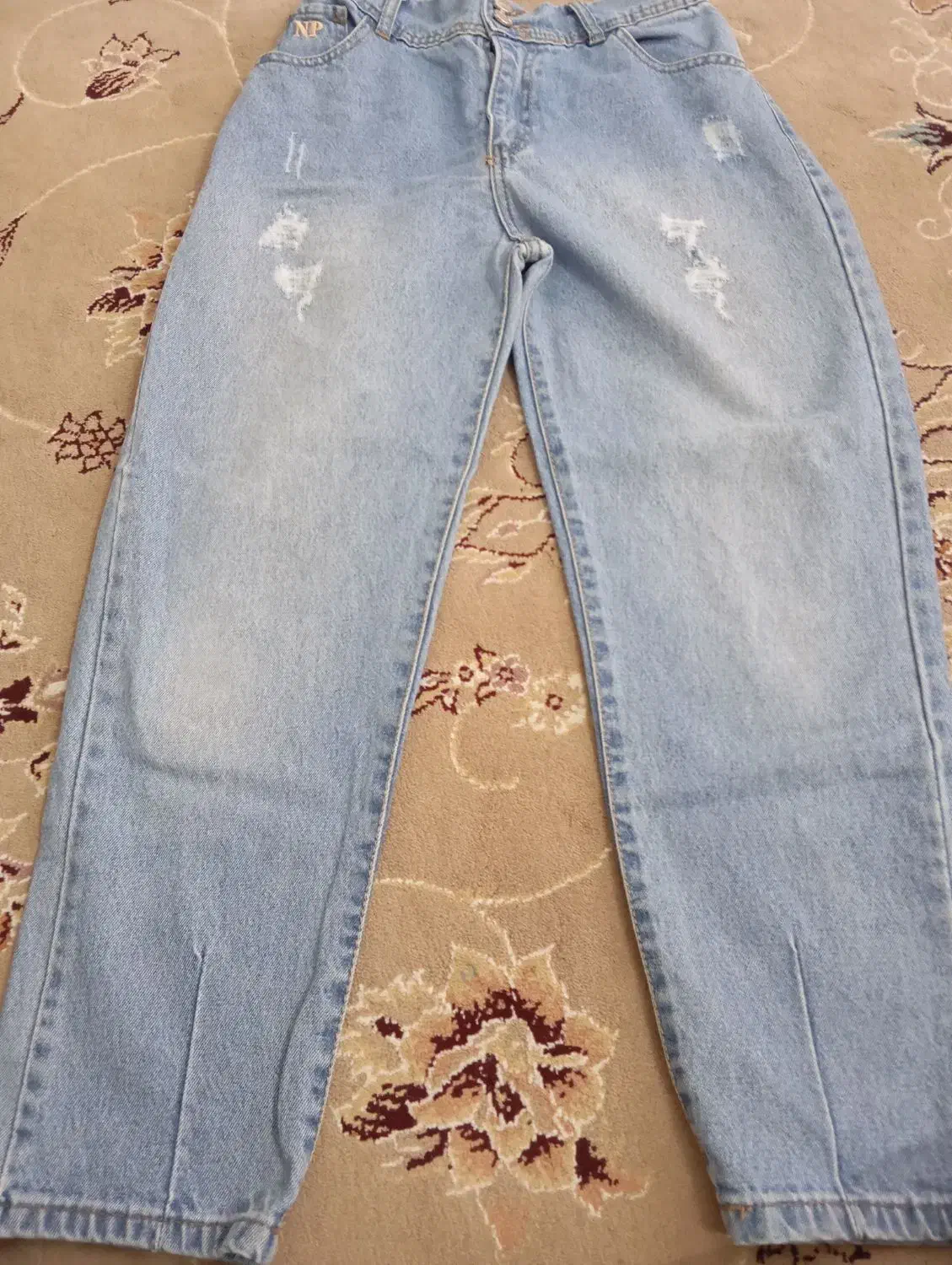 شلوار لی و تعدادی لباس دخترانه|لباس|گلبهار, شهر جدید گلبهار|دیوار