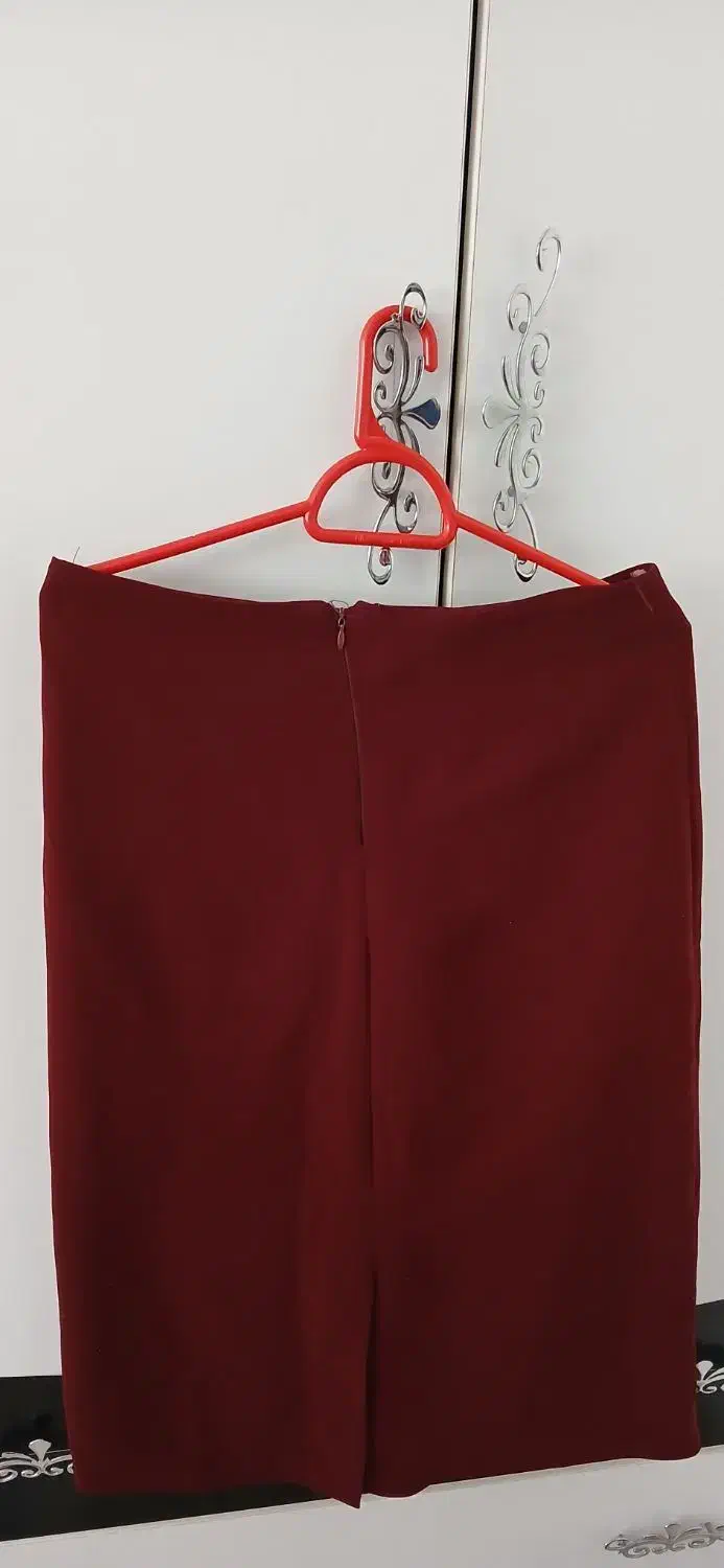 کت و دامن زرشکی تیره|لباس|کرمانشاه, |دیوار