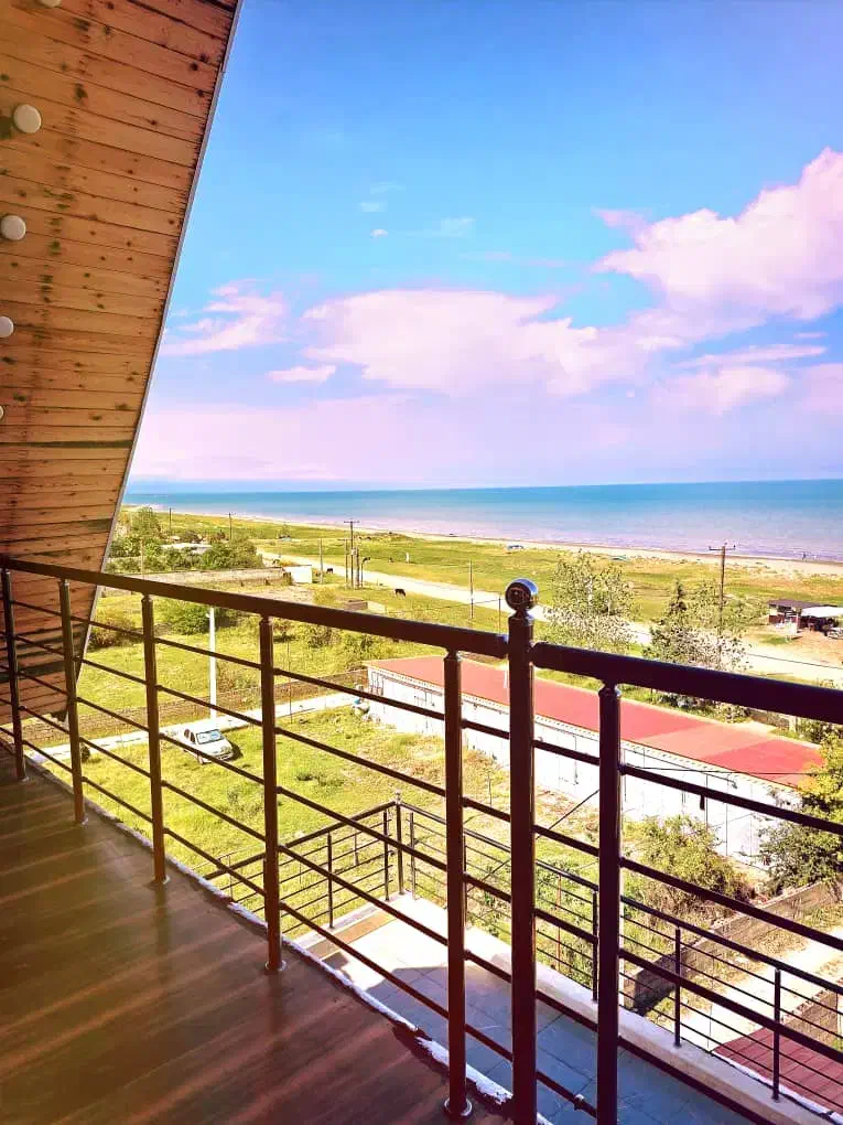 هتل ارتمیاکلبه سویسی آف امشب۱/۶۰۰|اجارهٔ کوتاهمدت آپارتمان و سوئیت|رضوانشهر, |دیوار