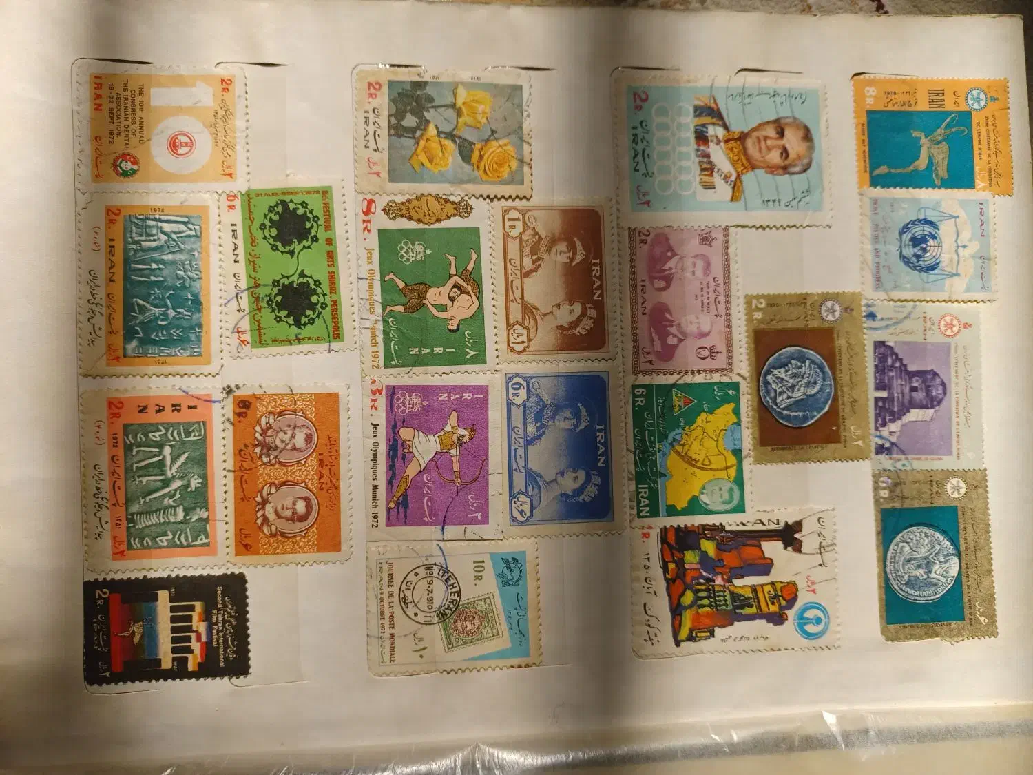 دو آلبوم عتیقه تمبر (تمبر ایرانی و خارجی)|کلکسیون سکه، تمبر، اسکناس|کرج, گوهردشت|دیوار