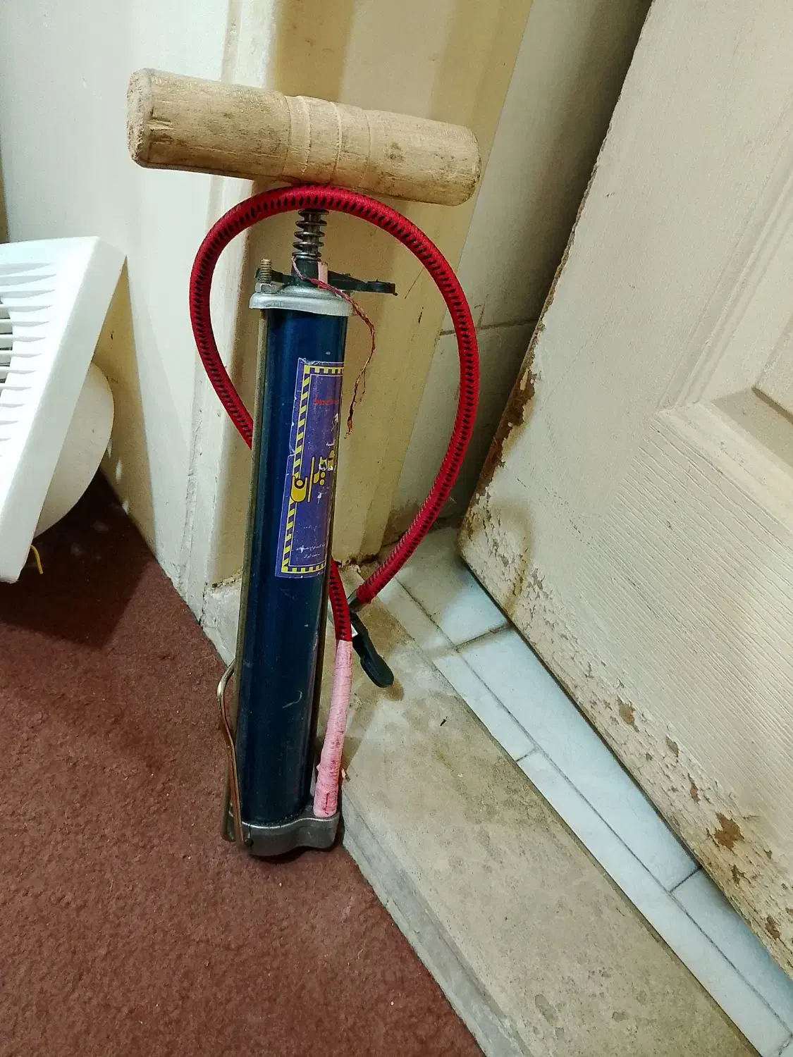 تلمبه باد|دوچرخه، اسکیت، اسکوتر|پرند, فاز ۵|دیوار