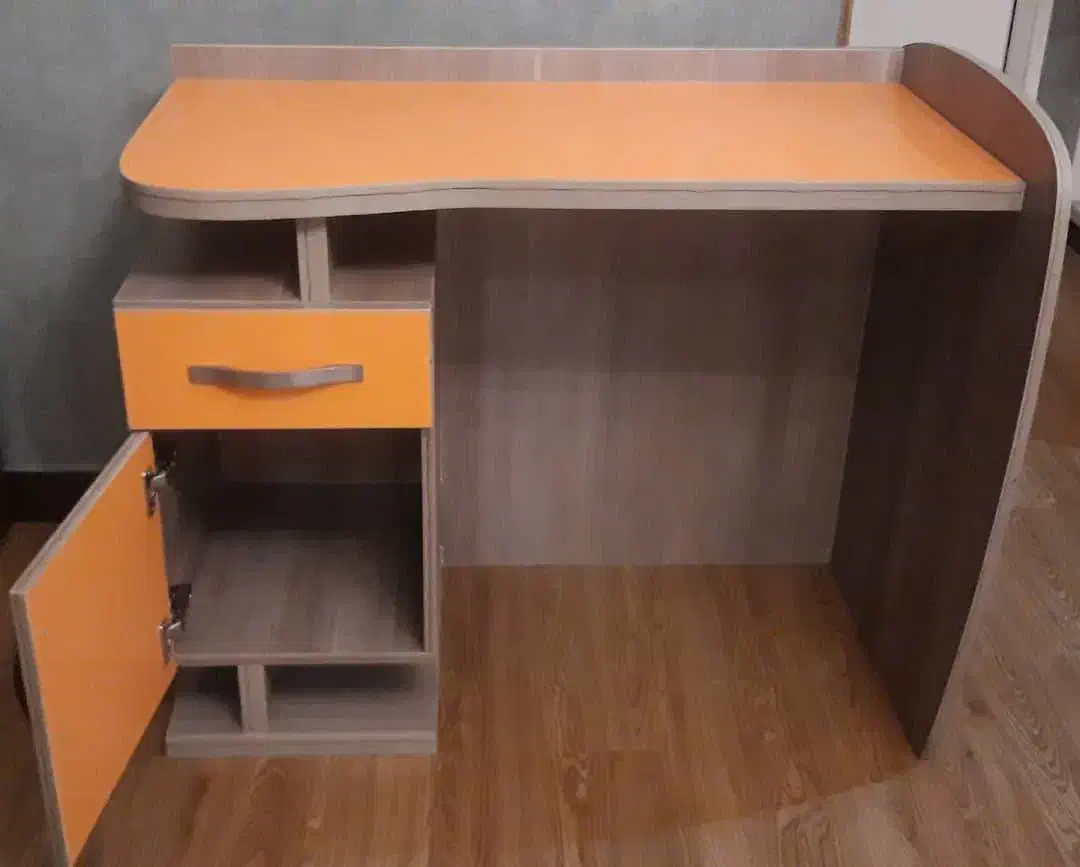 میز تحریر|میز تحریر و کامپیوتر|تهران, باغ فیض|دیوار