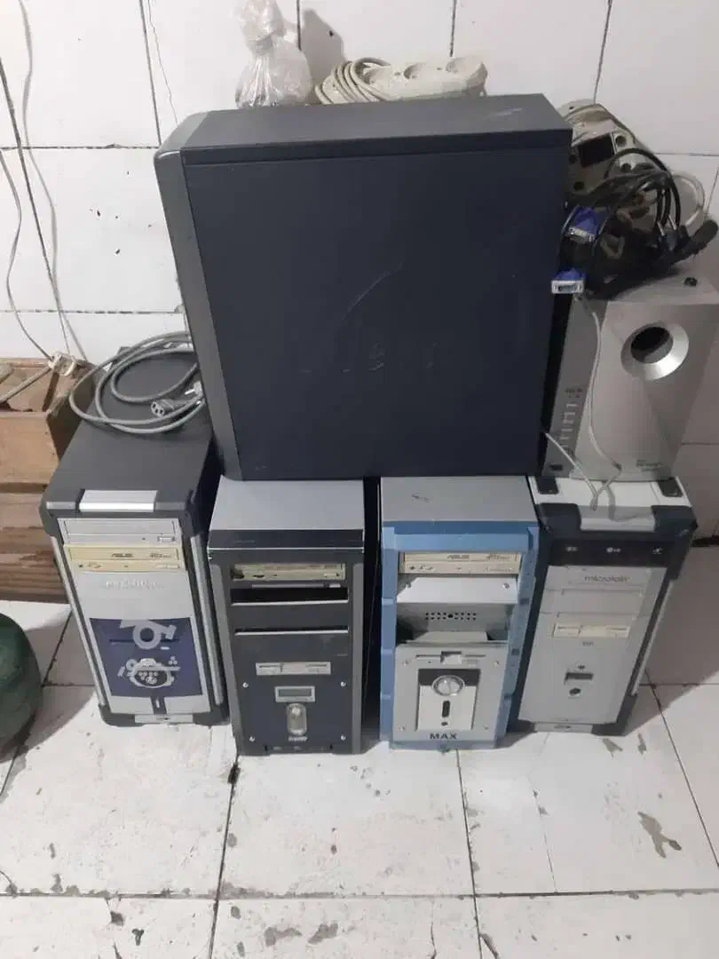 کیس مانیتور چاپگرتلوزیون سوخته ضایعات((خریدوفروش))|قطعات و لوازم جانبی رایانه|کرج, گوهردشت|دیوار