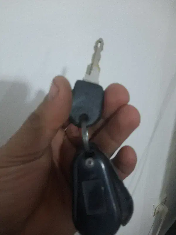 تمام مدارک وکلیدهمراه ریموت دزدگیر گمشده|اشیا|مرند, |دیوار