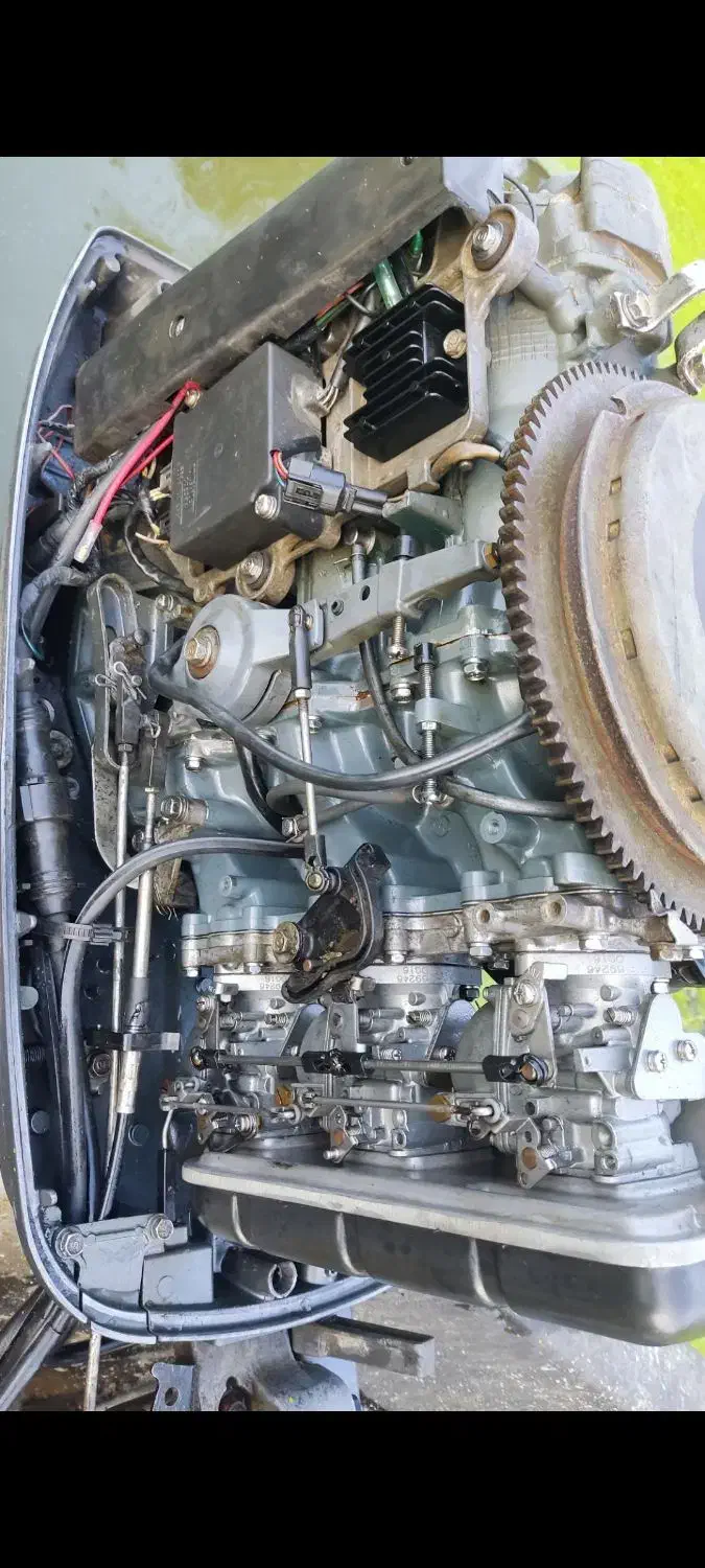 موتور قایق 85|قایق و سایر وسایل نقلیه|بندر انزلی, قلم گوده|دیوار