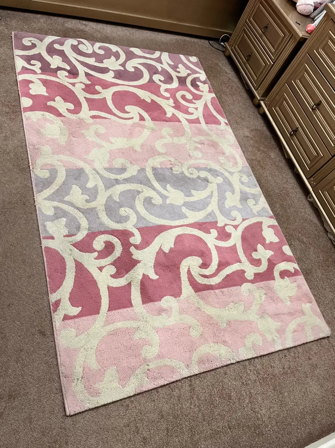 فرش خارجی اتاق کودک و نوجوان|فرش|تهران, گیشا|دیوار