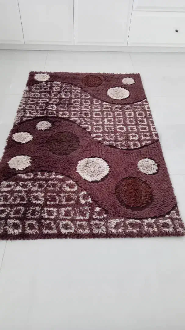 قالیچه یک در یک ونیم|فرش|اصفهان, کوی ولی عصر|دیوار