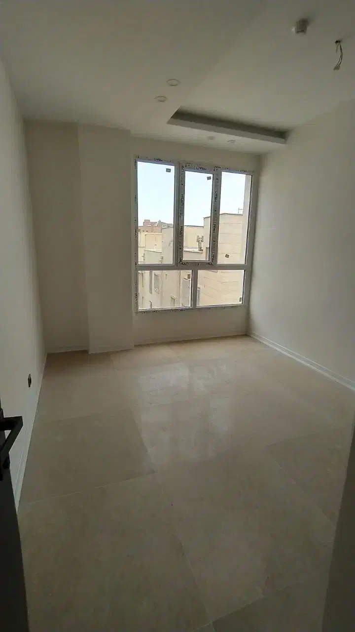 ۱۱۰متر/دو خواب/فول امکانات/کلید نخورده