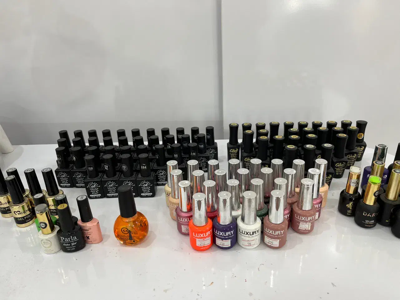 لاکژل مناسب کار سالنی|آرایشگاه و سالن‌های زیبایی|لاهیجان, شقایق|دیوار