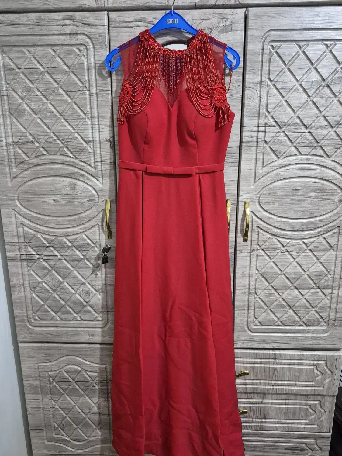 لباس مجلسی|لباس|شوط, |دیوار