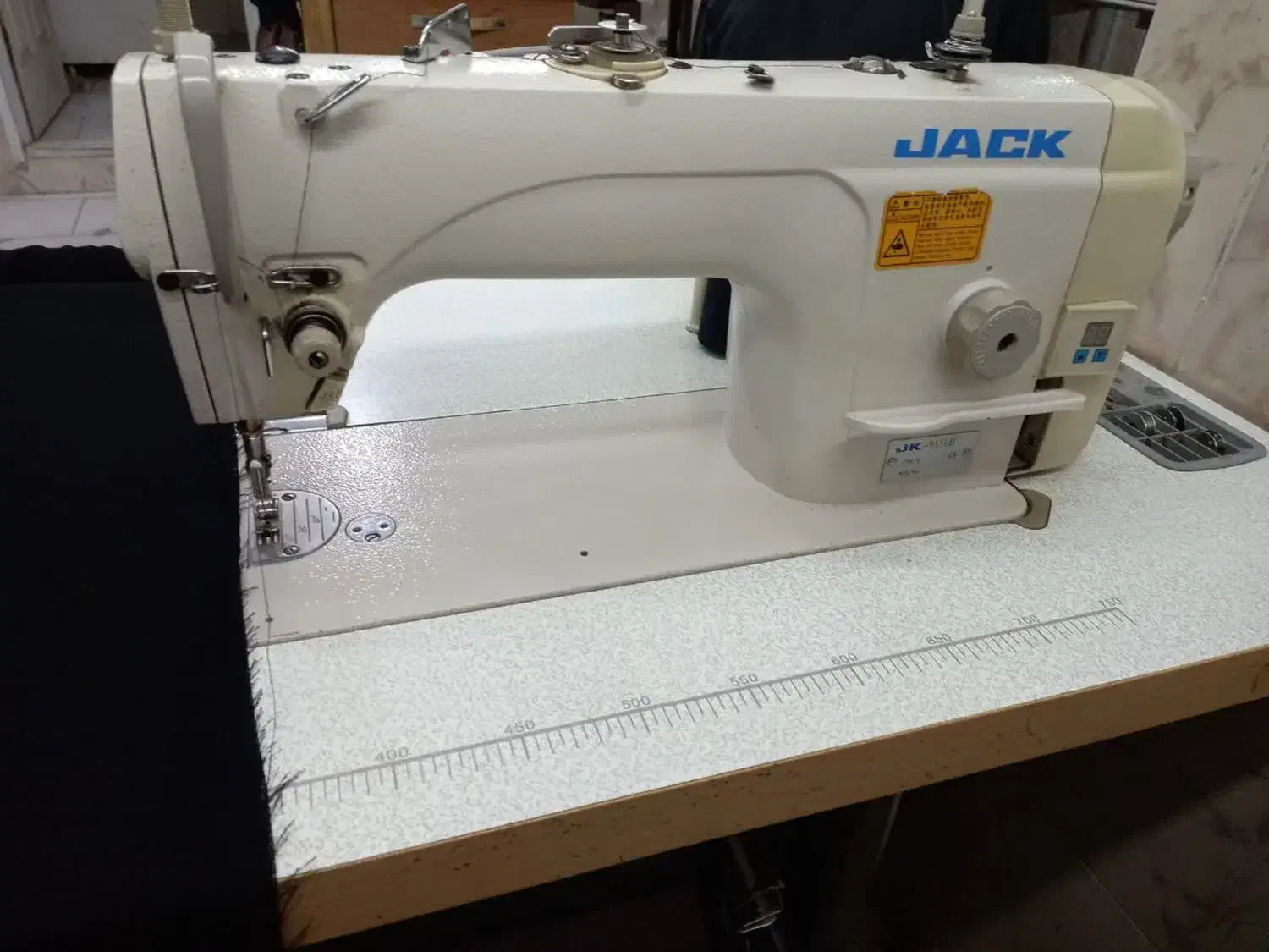 چرخ خیاطی|چرخ خیاطی و ریسندگی|ملایر, |دیوار