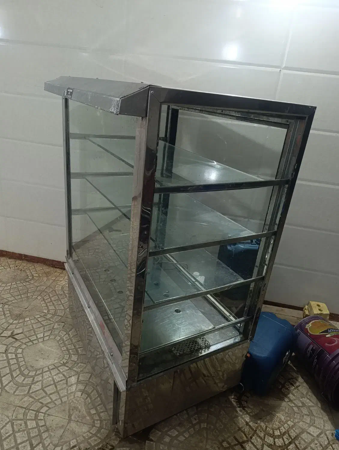 ویترین براکیک وپیراشکی|کافیشاپ و رستوران|مرند, |دیوار