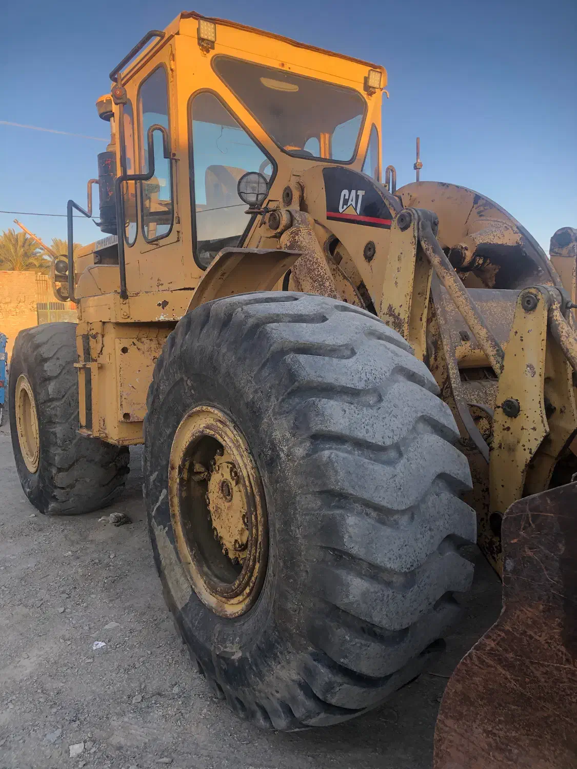 لودرکاترپیلار۹۶۶ با قرارداد|خودرو سنگین|خمینیشهر, |دیوار