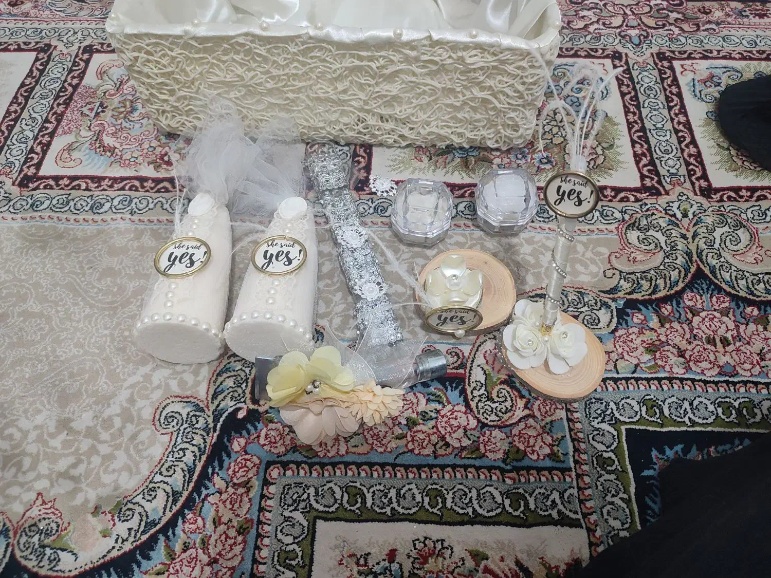 سبد ست بله برون دسته گل مصنوعی خنچه نامزدی|صنایع دستی و سایر لوازم تزئینی|تهران, مینابی|دیوار