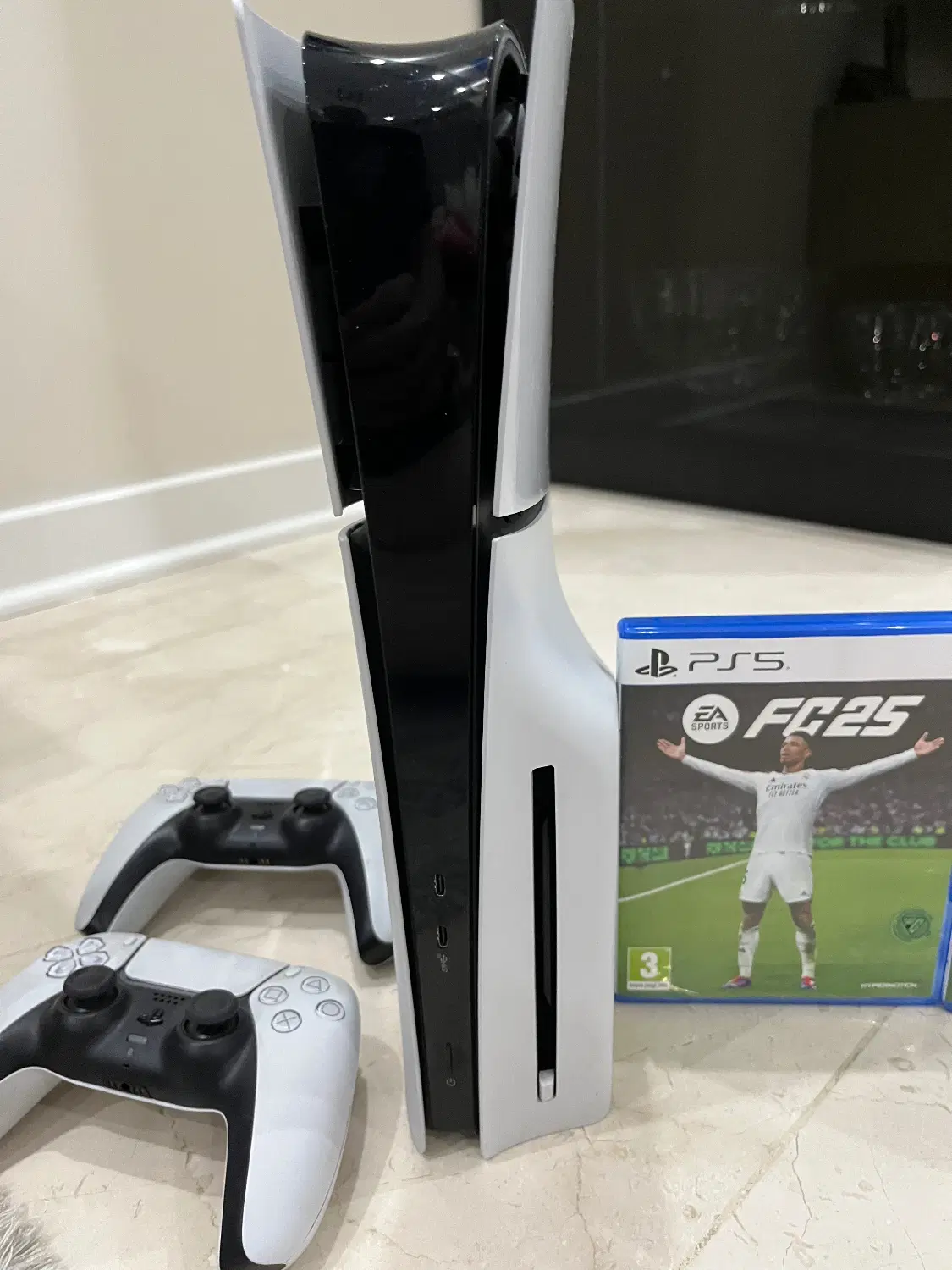 PS5 slim|کنسول، بازی ویدئویی و آنلاین|تهران, امام زاده قاسم (نیاوران)|دیوار
