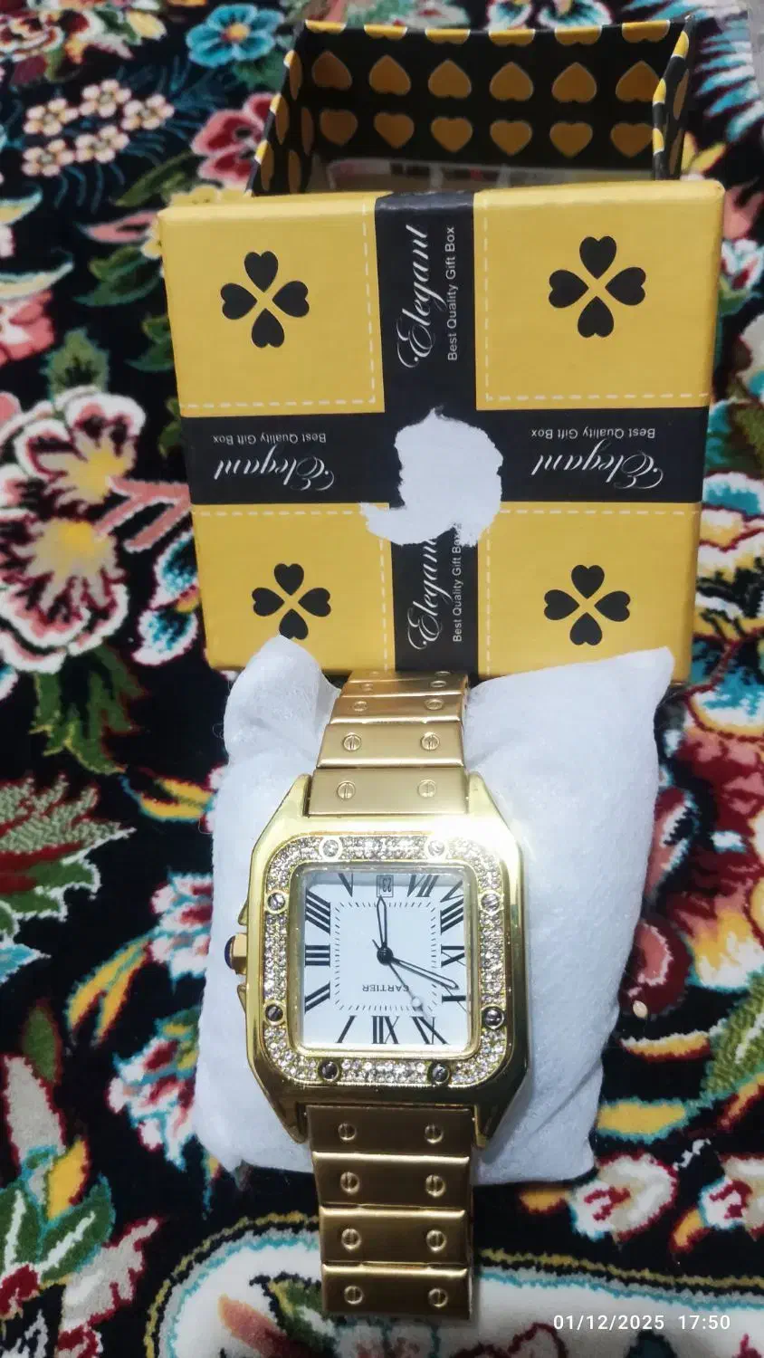 ساعت نگین دار کارتیلر زنانه تقویم دار|ساعت|زرند, |دیوار