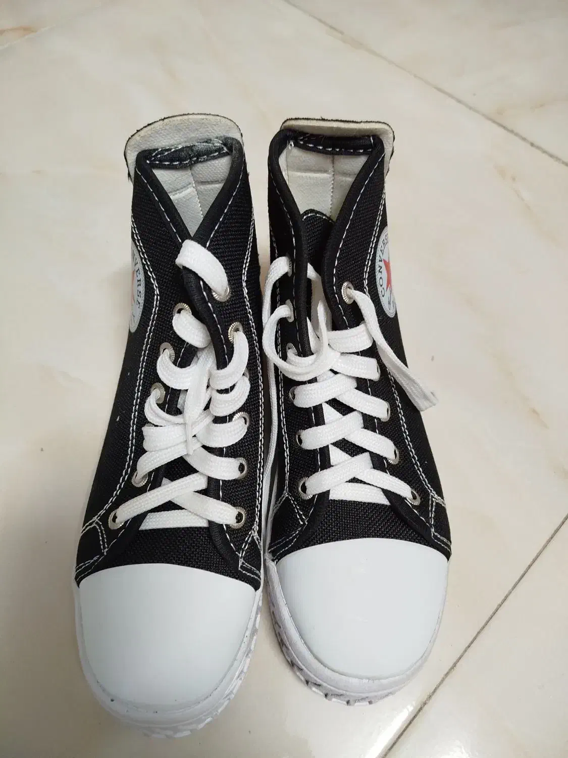 کتونی|کیف، کفش، کمربند|بروجرد, |دیوار