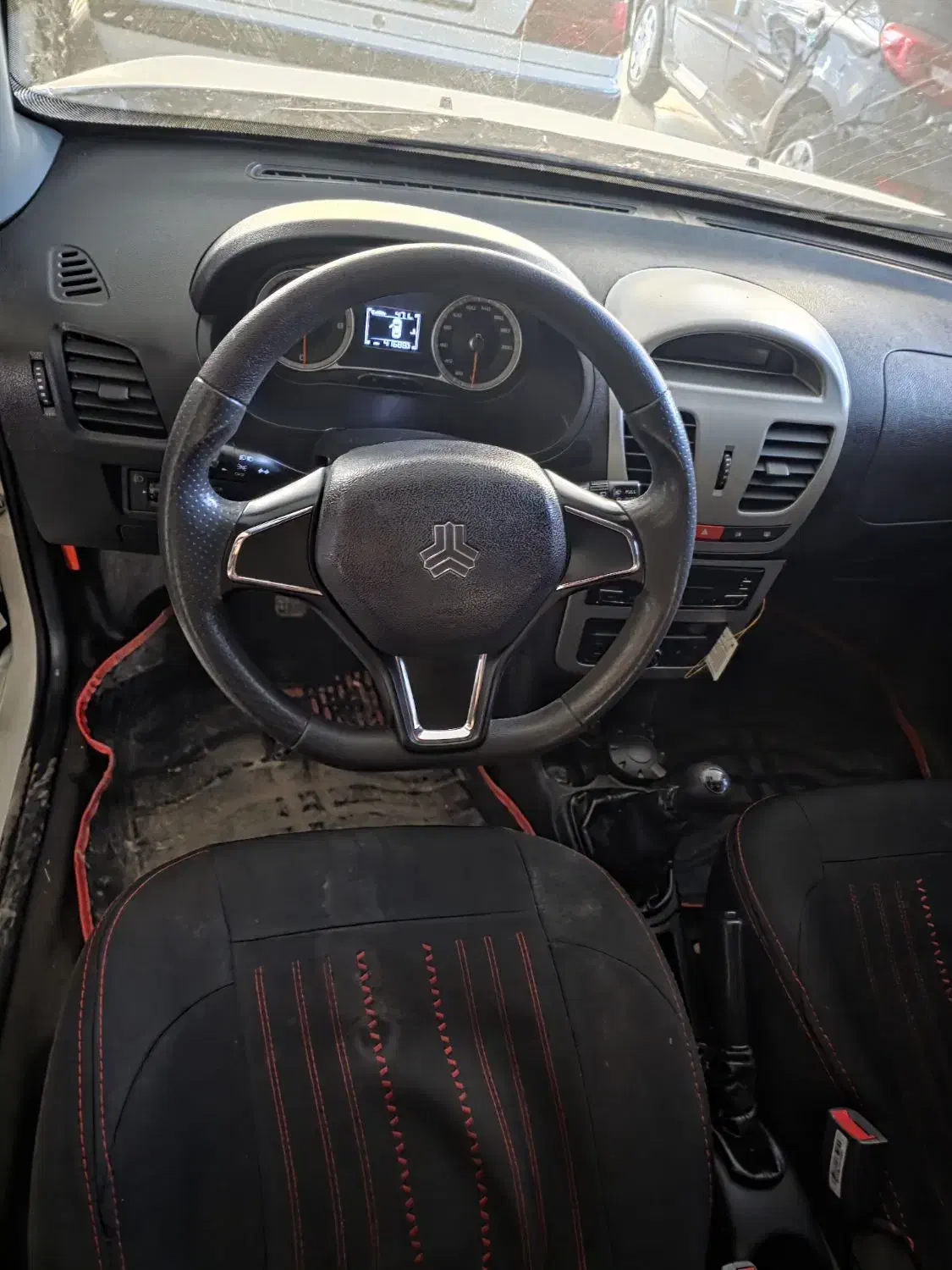 ساینا s|خودرو سواری و وانت|خمینی‌شهر, |دیوار