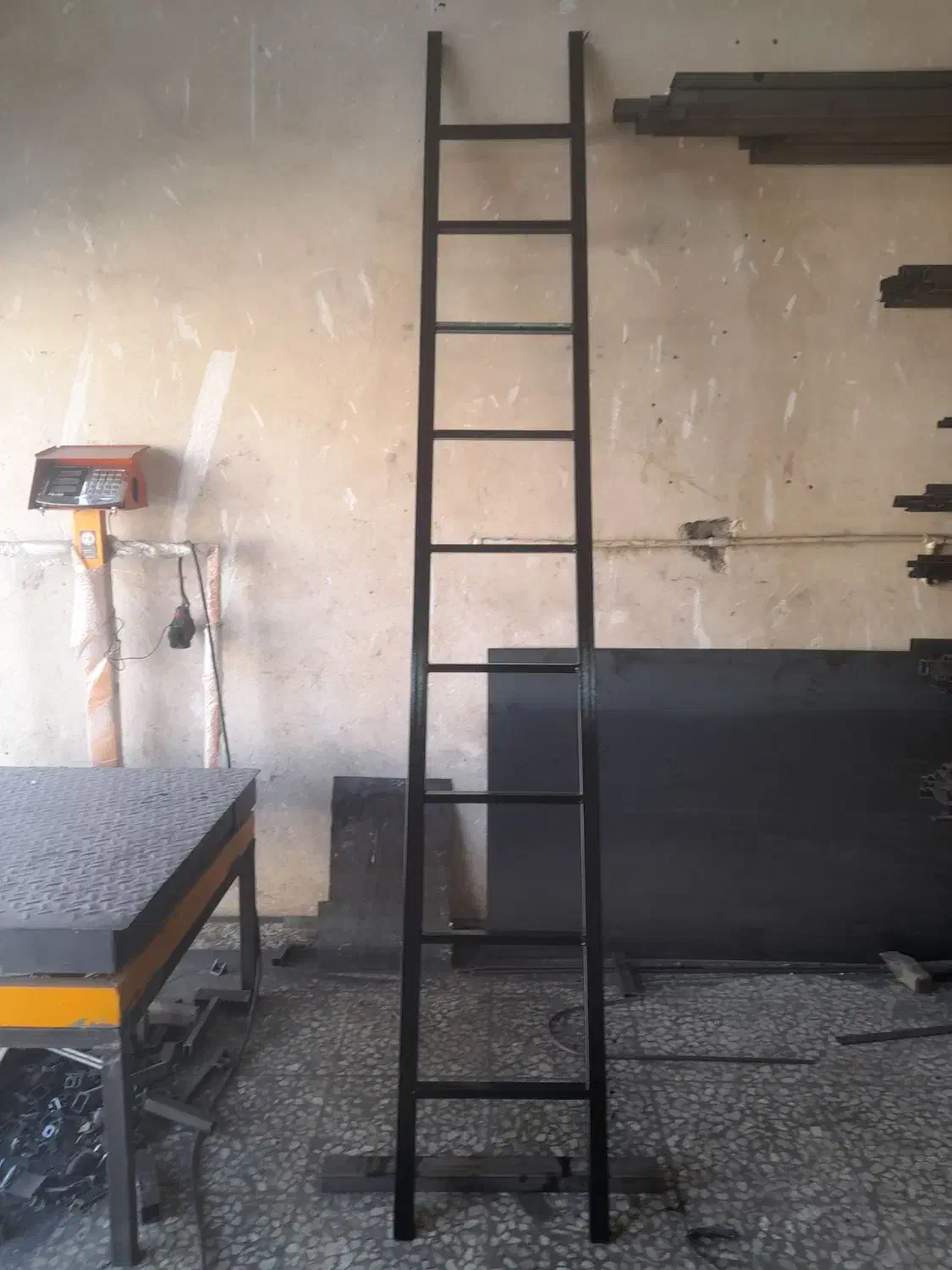 نردبان اهنی سه متری|ابزارآلات|پردیس, شهرک صنعتی کمرد|دیوار