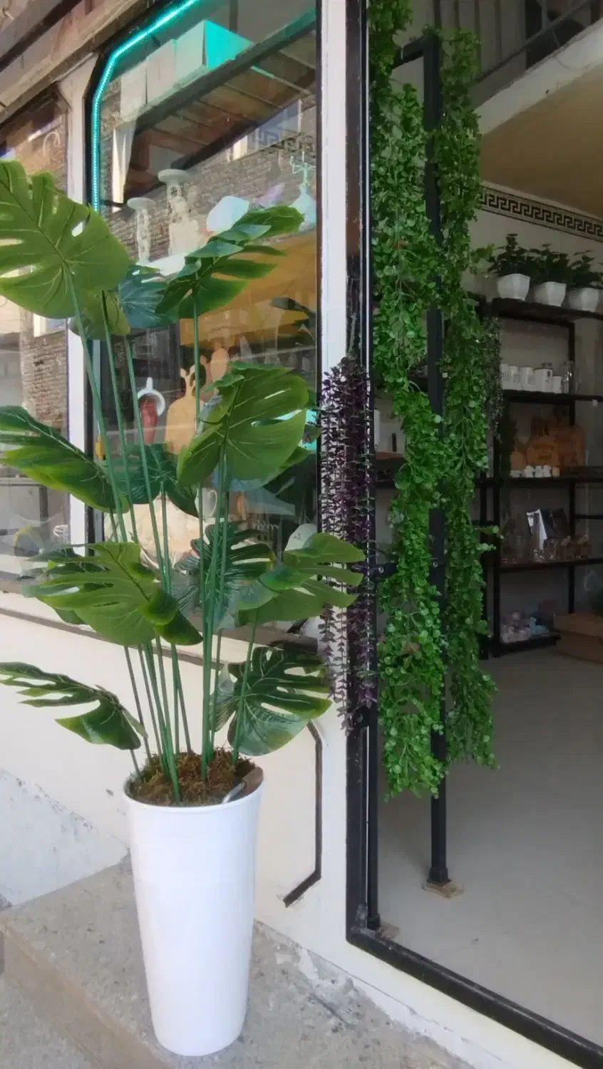 گل مصنوعی|گل مصنوعی|ری, اقدسیه|دیوار