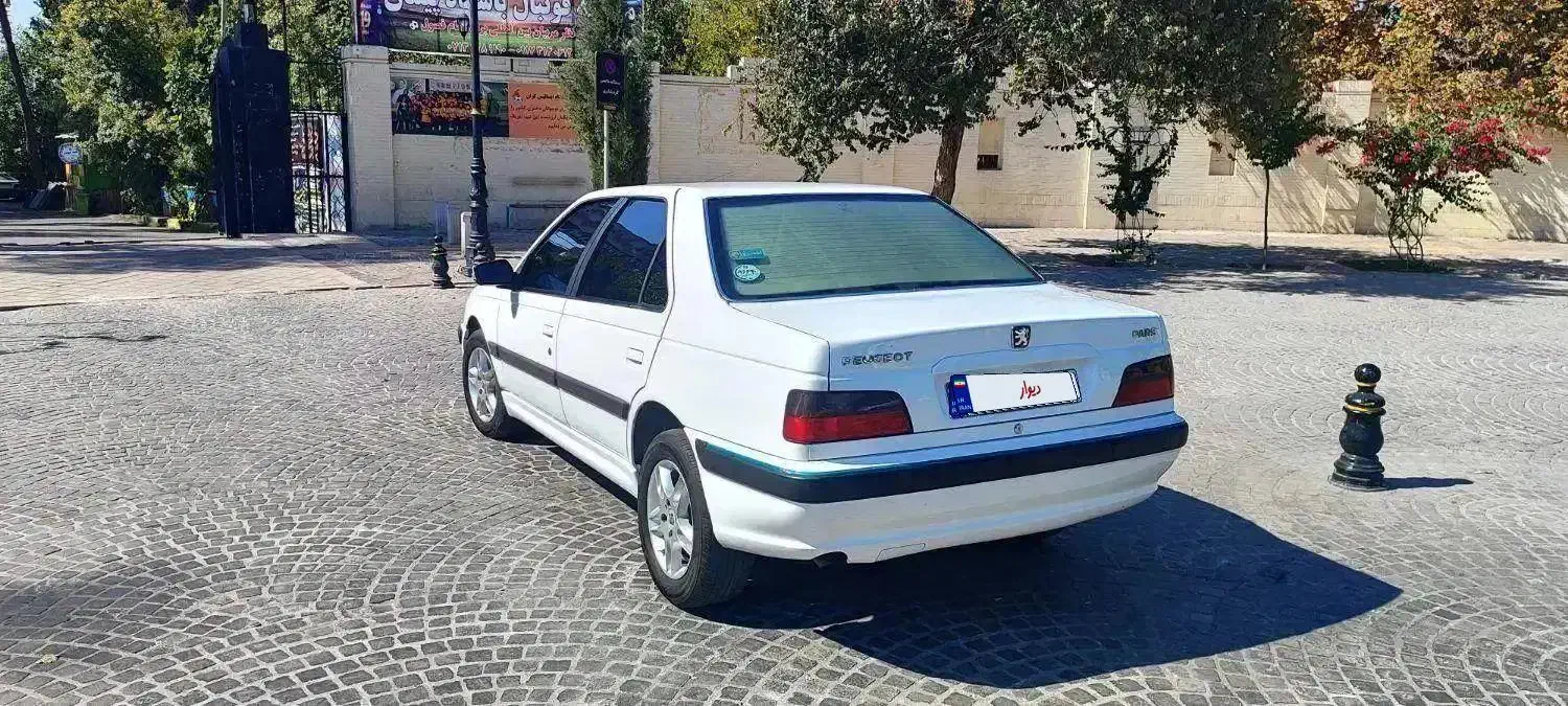 پارس ۱۴۰۰ کارمندی خشک خشک|خودرو سواری و وانت|شیراز, آزادی|دیوار