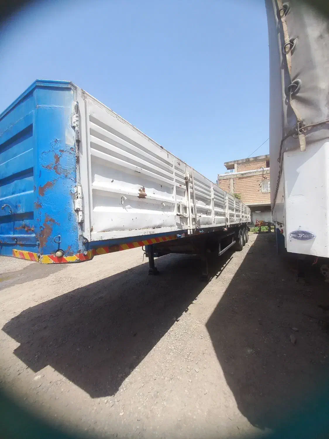 کفی لبه دار ماموت|خودرو سنگین|سنگدوین, |دیوار