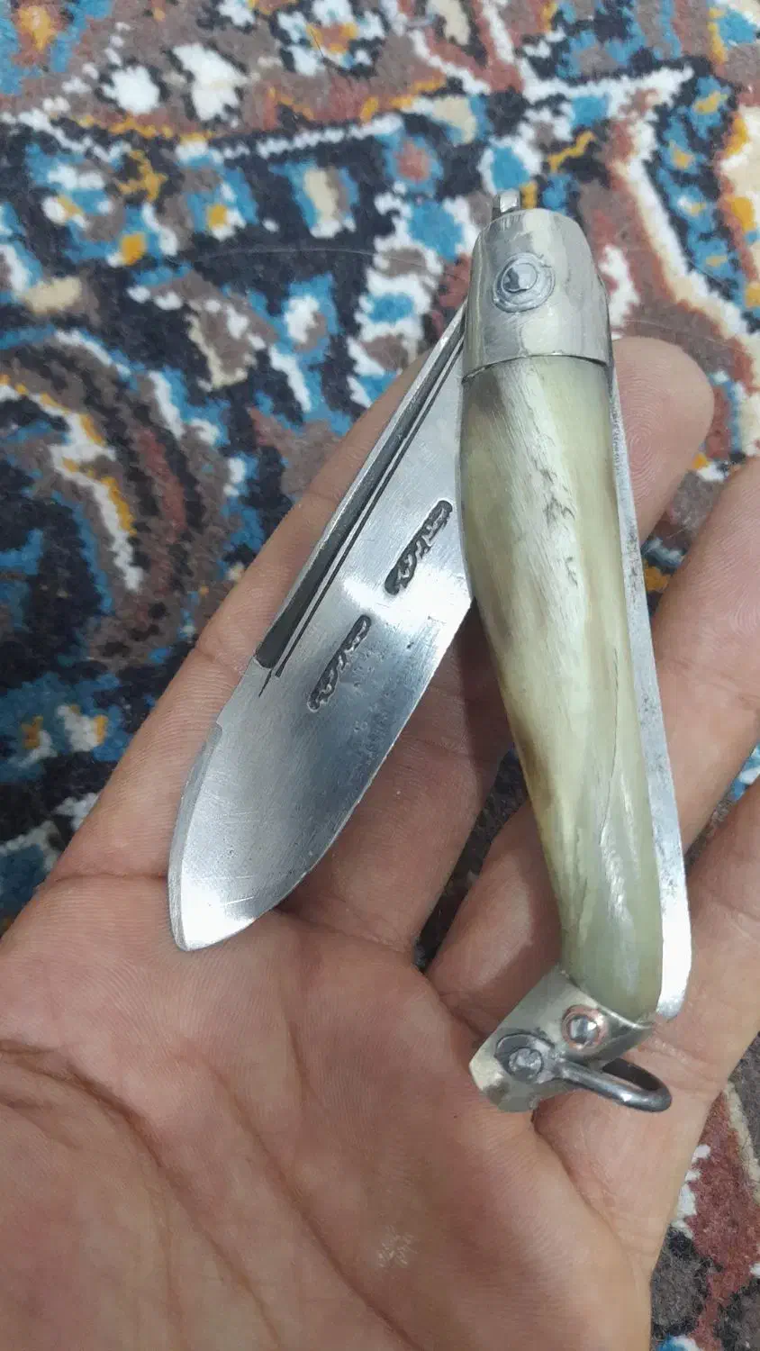 چاقو حسینعلی میرعباسی|کلکسیون اشیاء عتیقه|شهرکرد, |دیوار