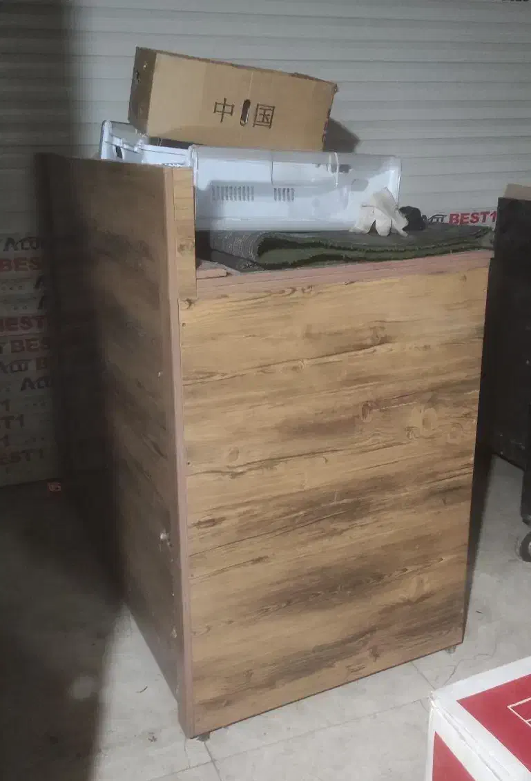 پیشخوان و صندلی|فروشگاه و مغازه|رشت, حومه رشت|دیوار