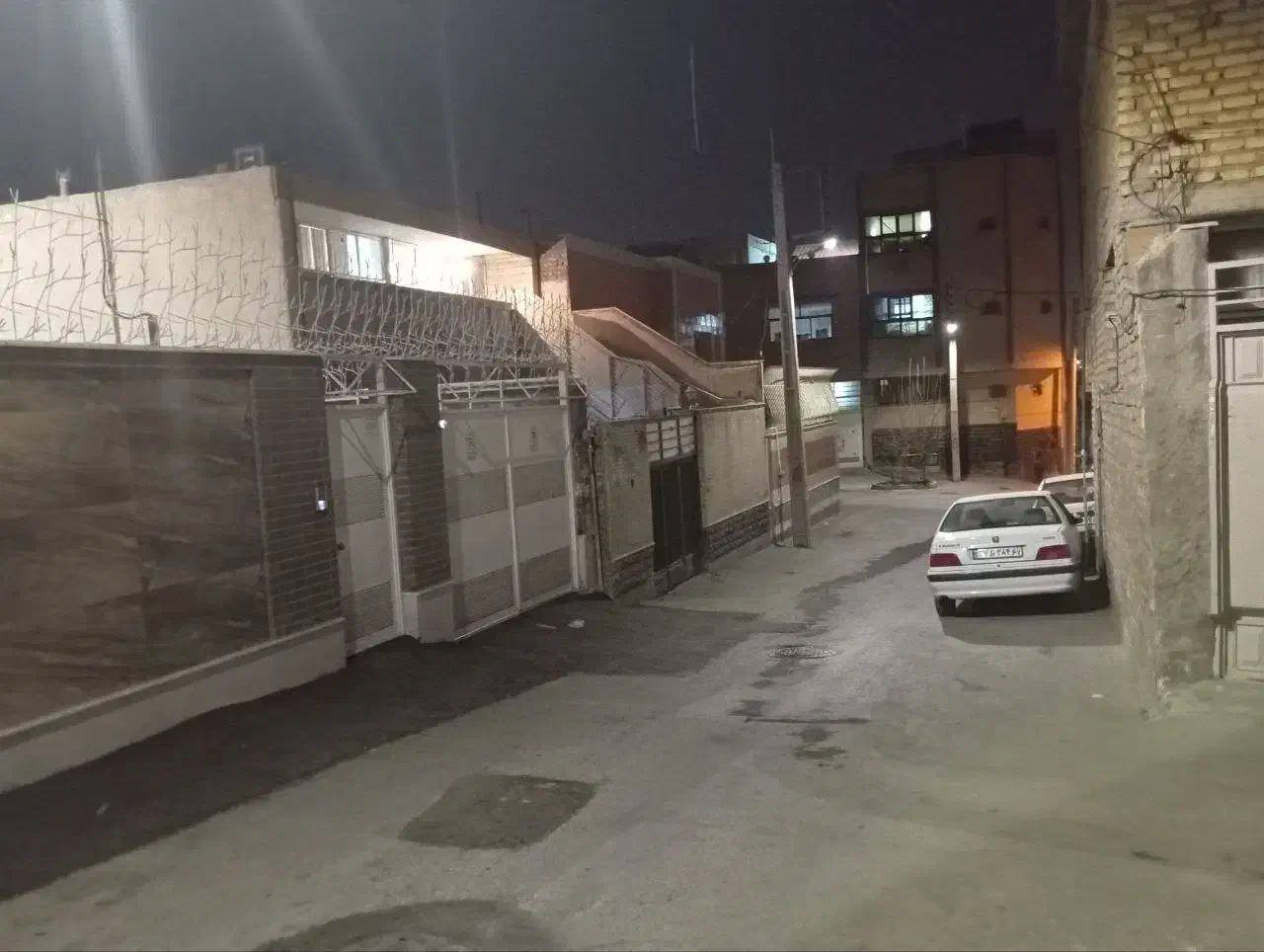 اجاره خانه ویلای جهت استفاده کارگاهی|اجارهٔ خانه و ویلا|اصفهان, قائمیه|دیوار