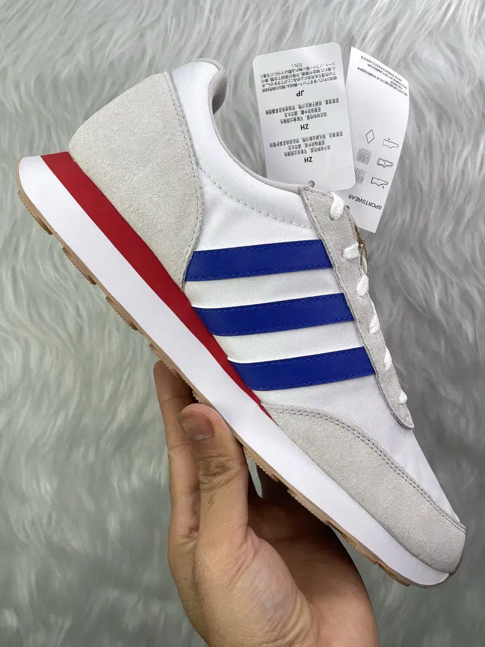 کفش آدیداس اصلی سایز ۴۳ مدل RUN 60s 3.0|کیف، کفش، کمربند|بندرعباس, |دیوار