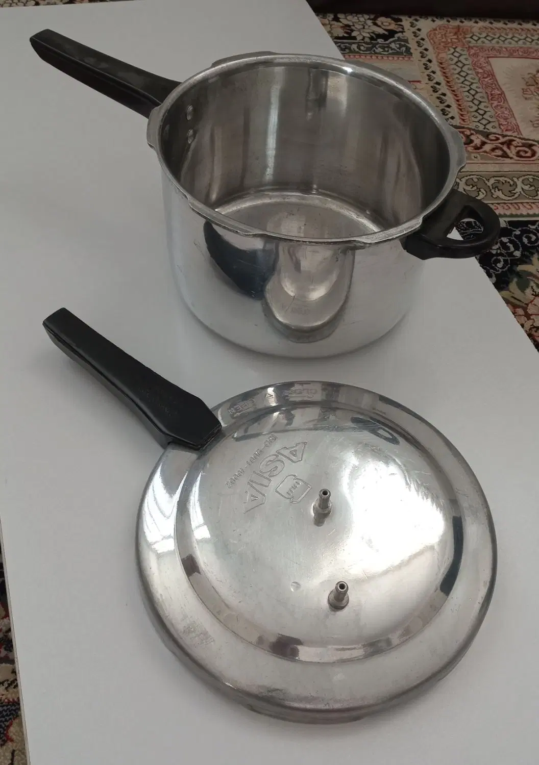 زودپز|ظروف پخت‌وپز|قم, هنرستان|دیوار