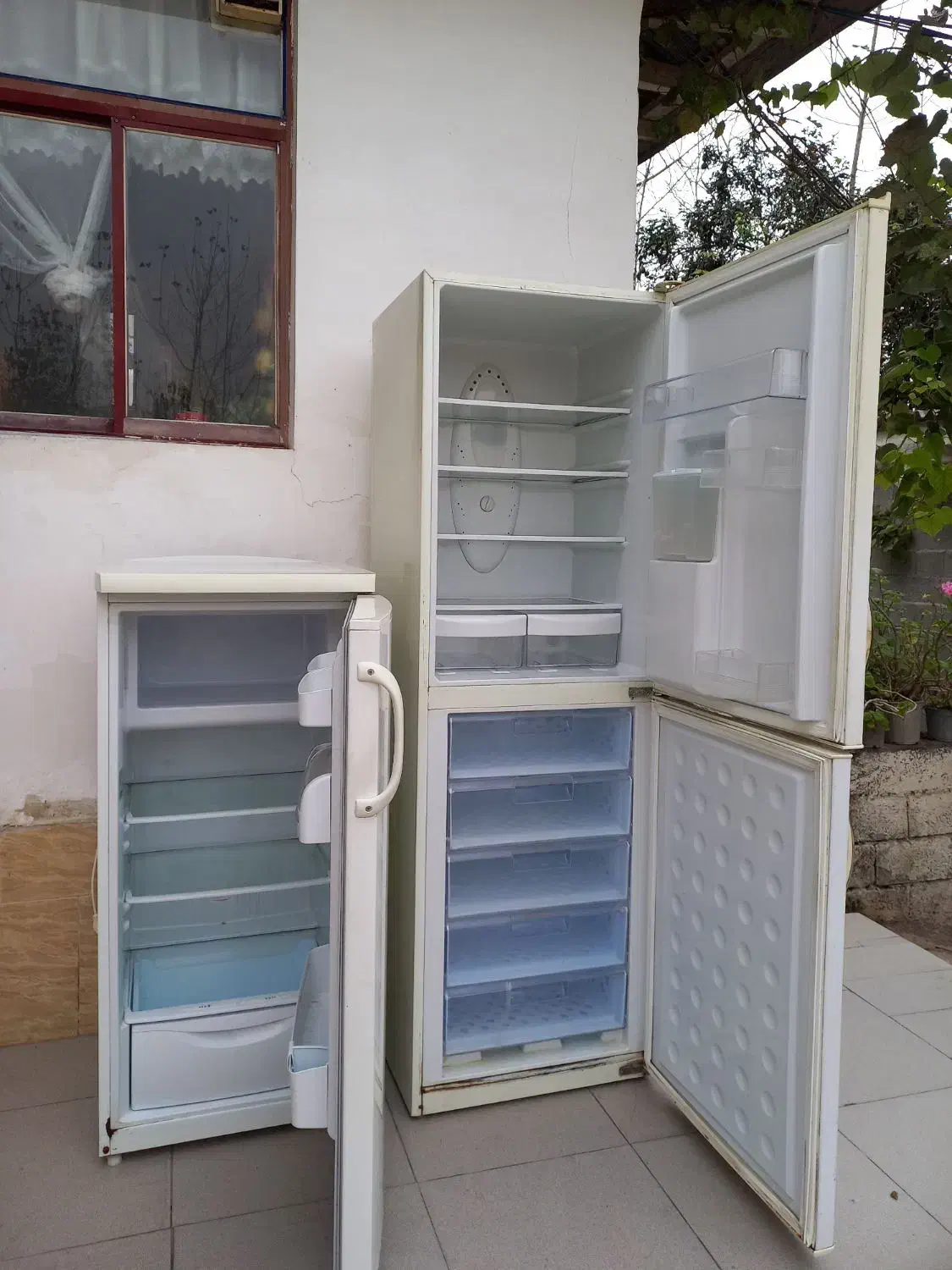 ۲عدد یخچال بزرگ الکترو استیل کوچیک امرسان|یخچال و فریزر|سنگر, |دیوار