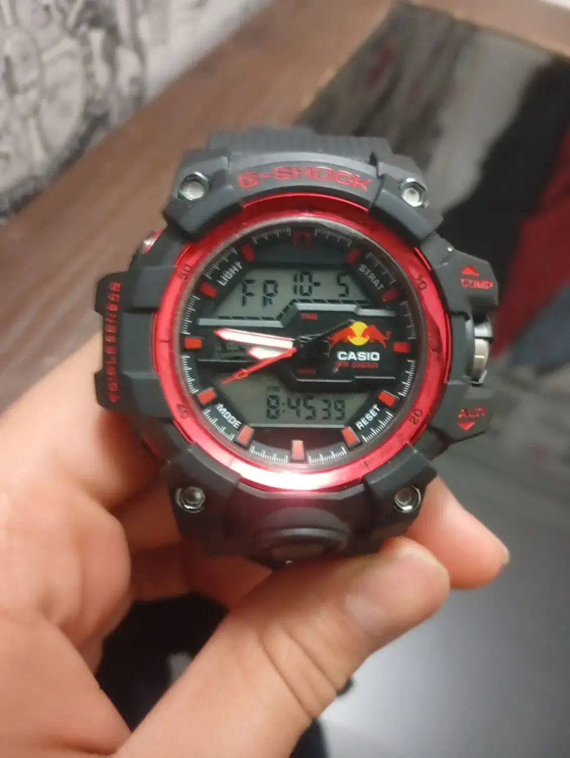 ساعت مچی|ساعت|اراک, |دیوار