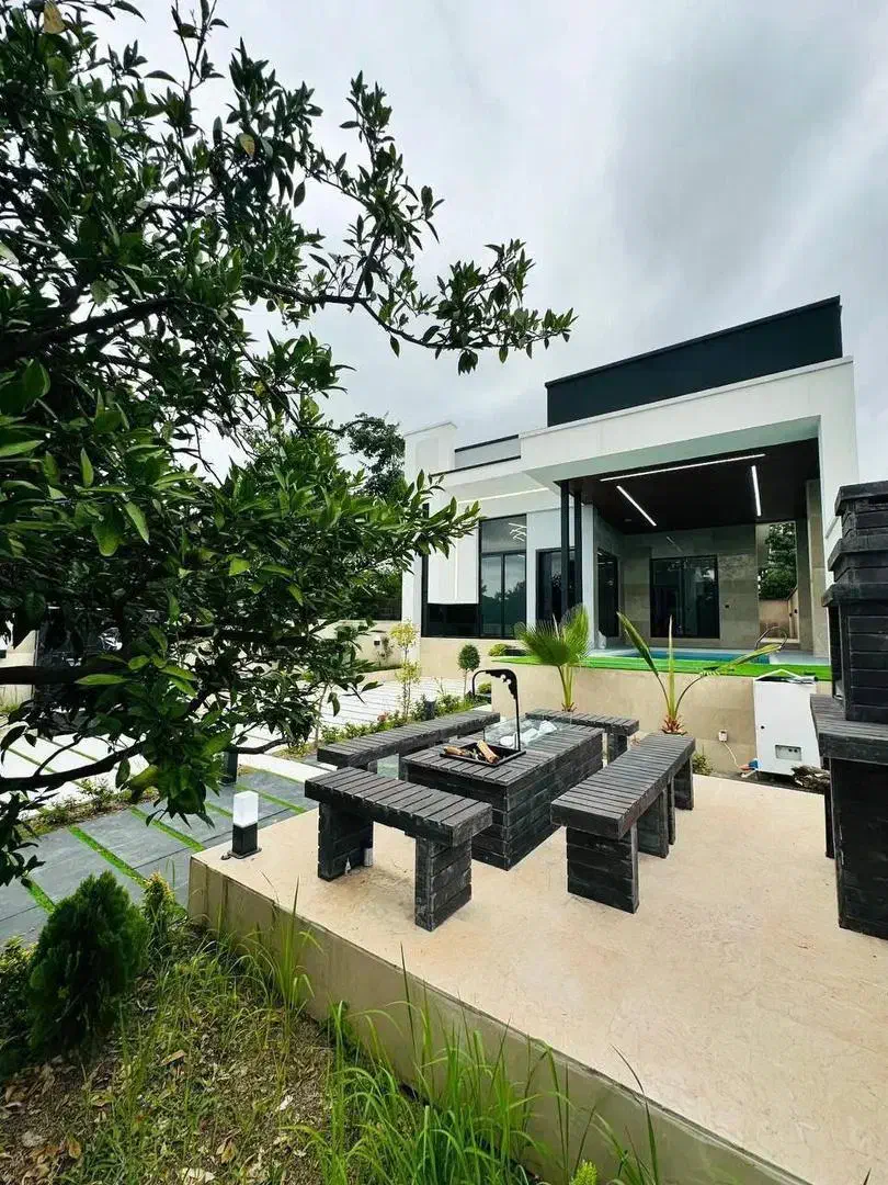 ویلا استخردار مینیمال//شهرکی با نگهبان|فروش خانه و ویلا|هچیرود, |دیوار