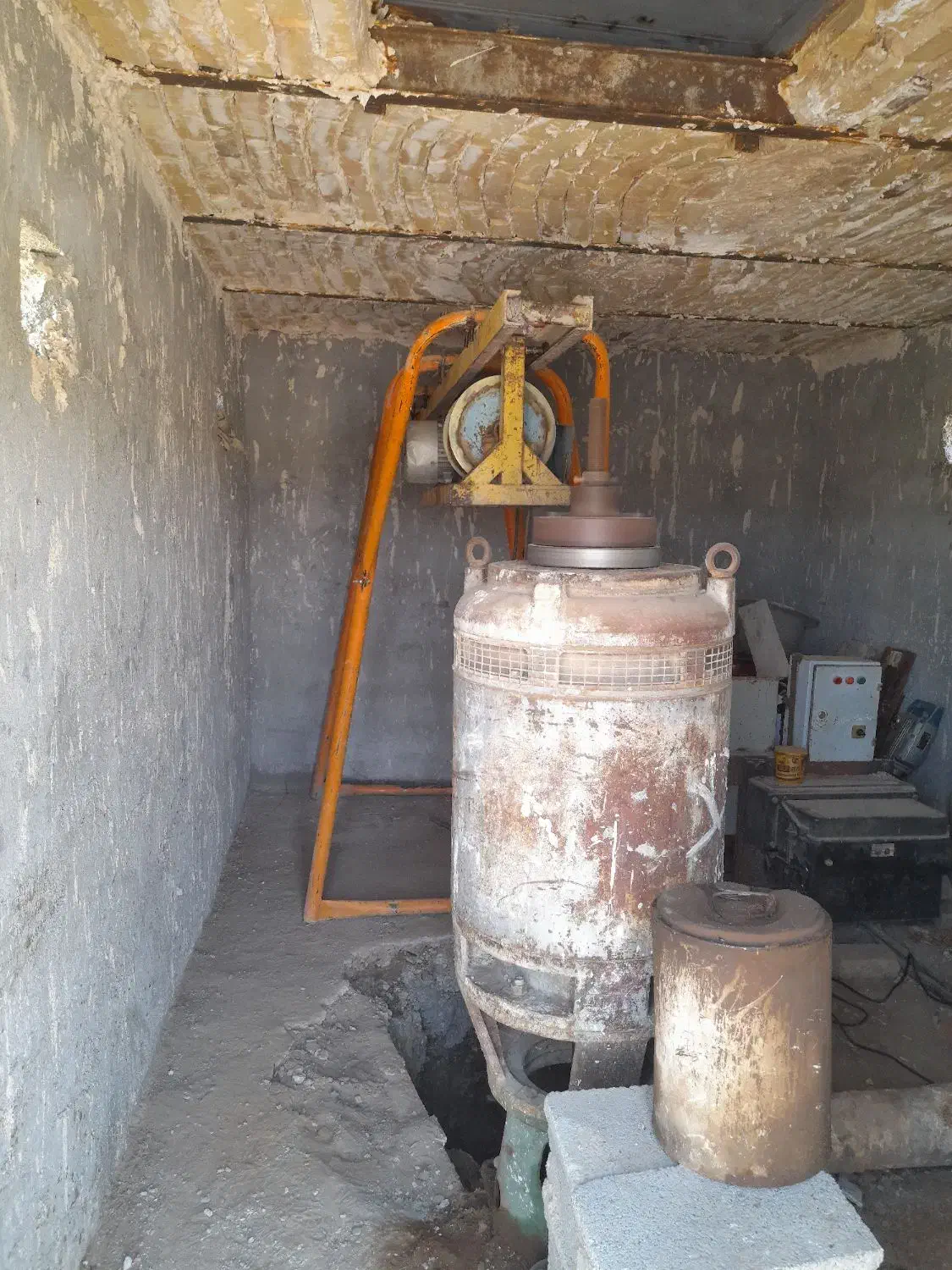 حفر چاه و قنات|خدمات پیشه و مهارت|ساوه, |دیوار