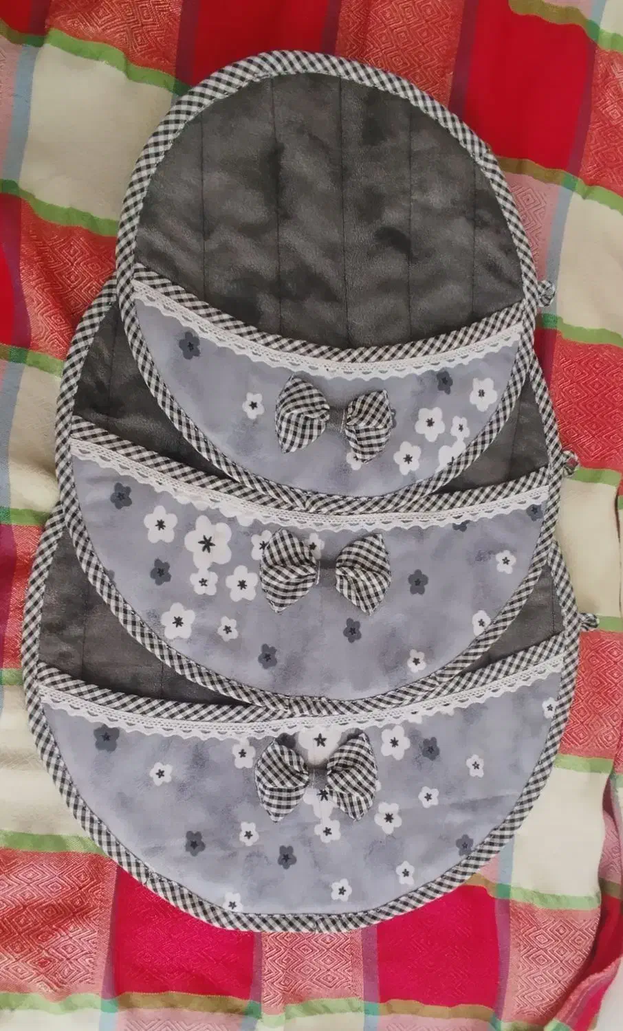 ست پنج تکه دم کنی مدل هلال و دستگیره جیب دار|سفره، حوله، دستمال آشپزخانه|بیرجند, |دیوار