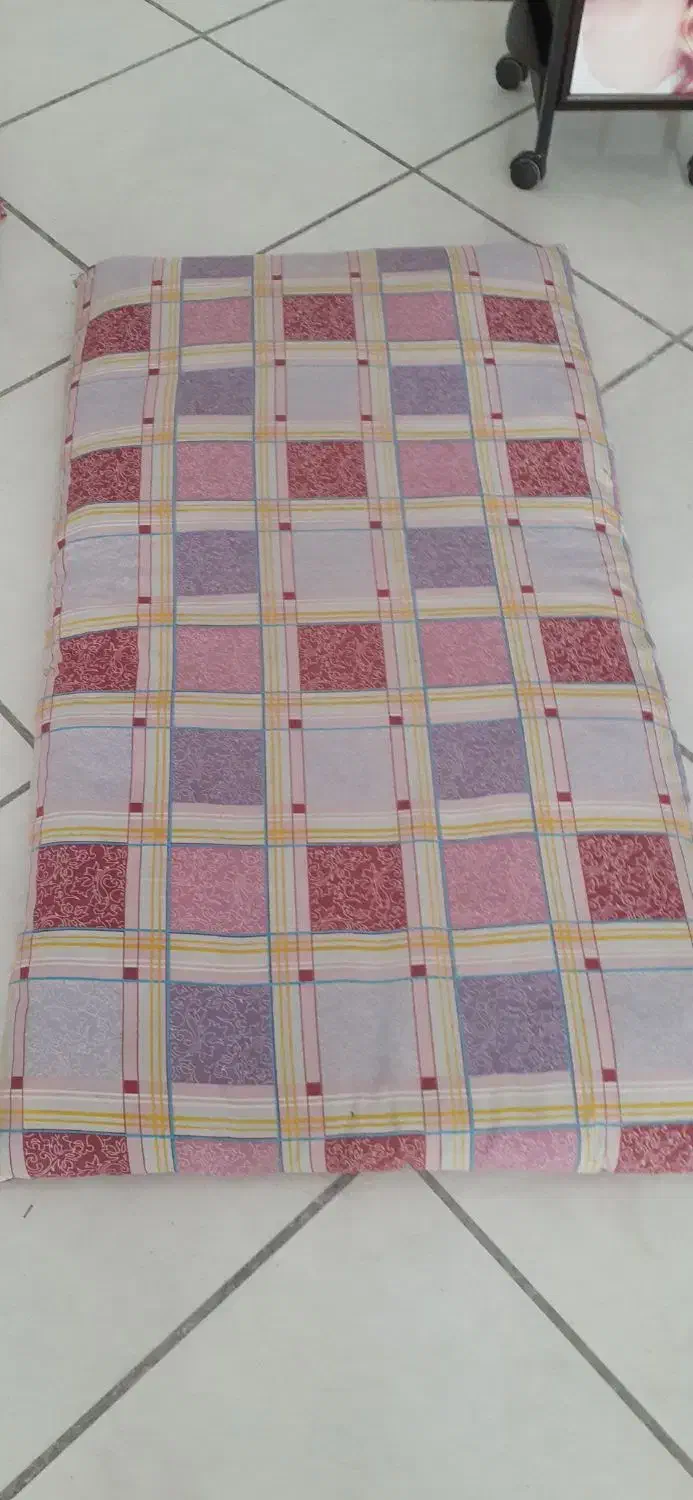 تشک پشمی|رختخواب، بالش، پتو|اهر, |دیوار