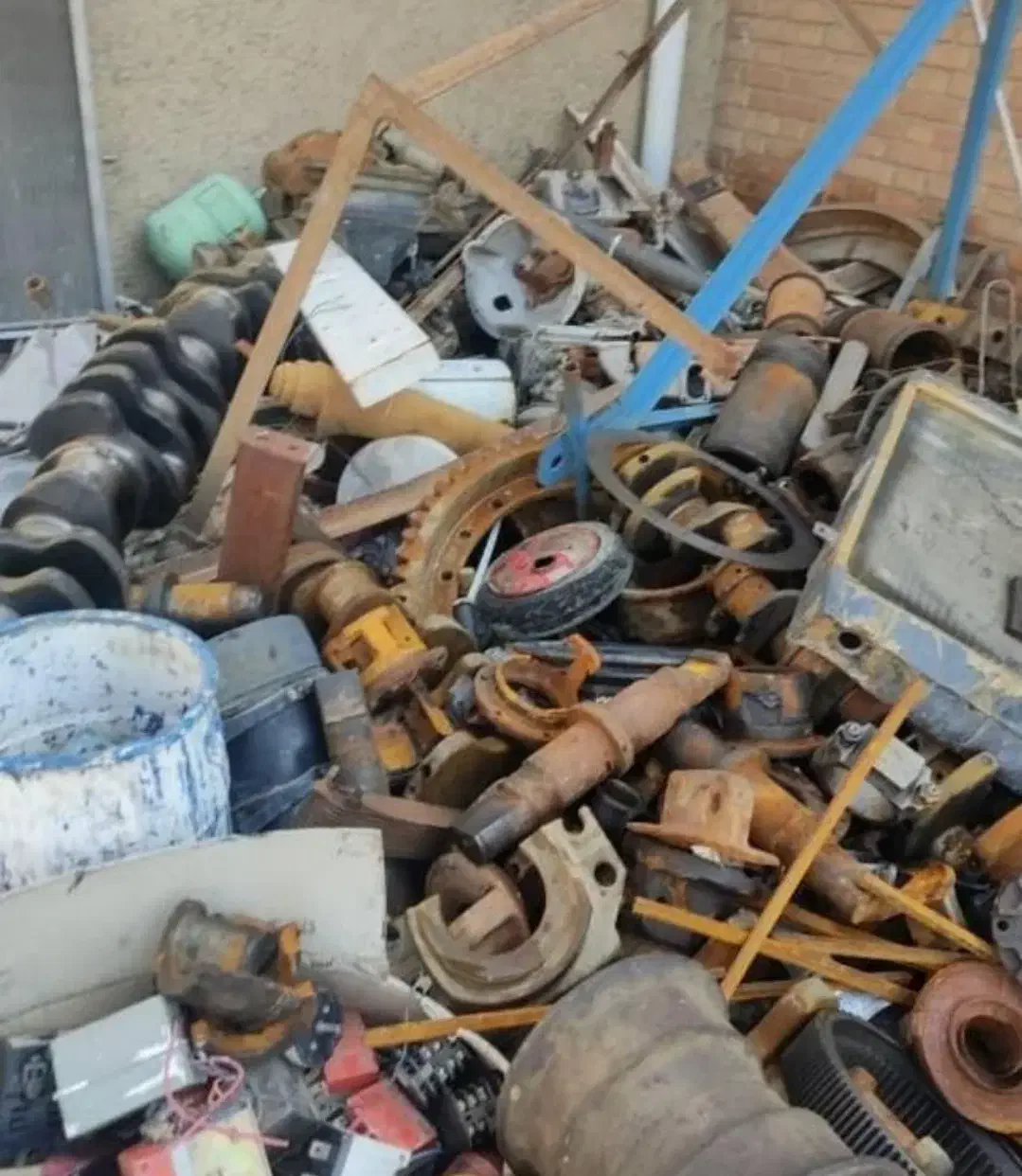 فروش خریدار ضایعات آهن آلمنیوم کابینت فرگاز یخچال|عمده‌فروشی|بندرعباس, |دیوار