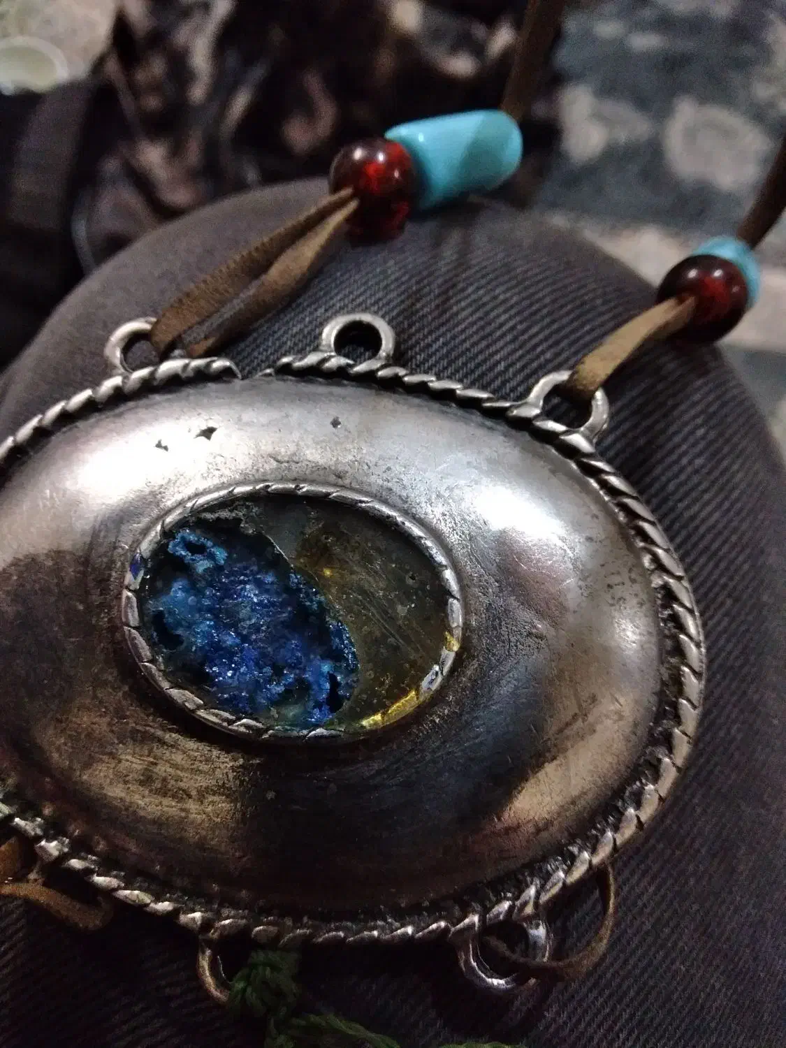 کردن بندودستبندکردن ب|کلکسیون اشیاء عتیقه|ورامین, خیر آباد|دیوار