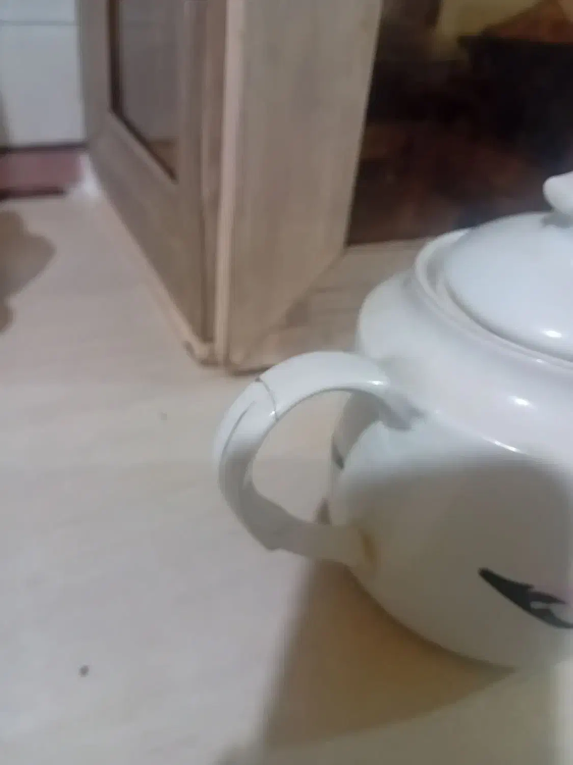 قوری کارکرده|قوری، کتری، قهوهساز دستی|سمنان, |دیوار