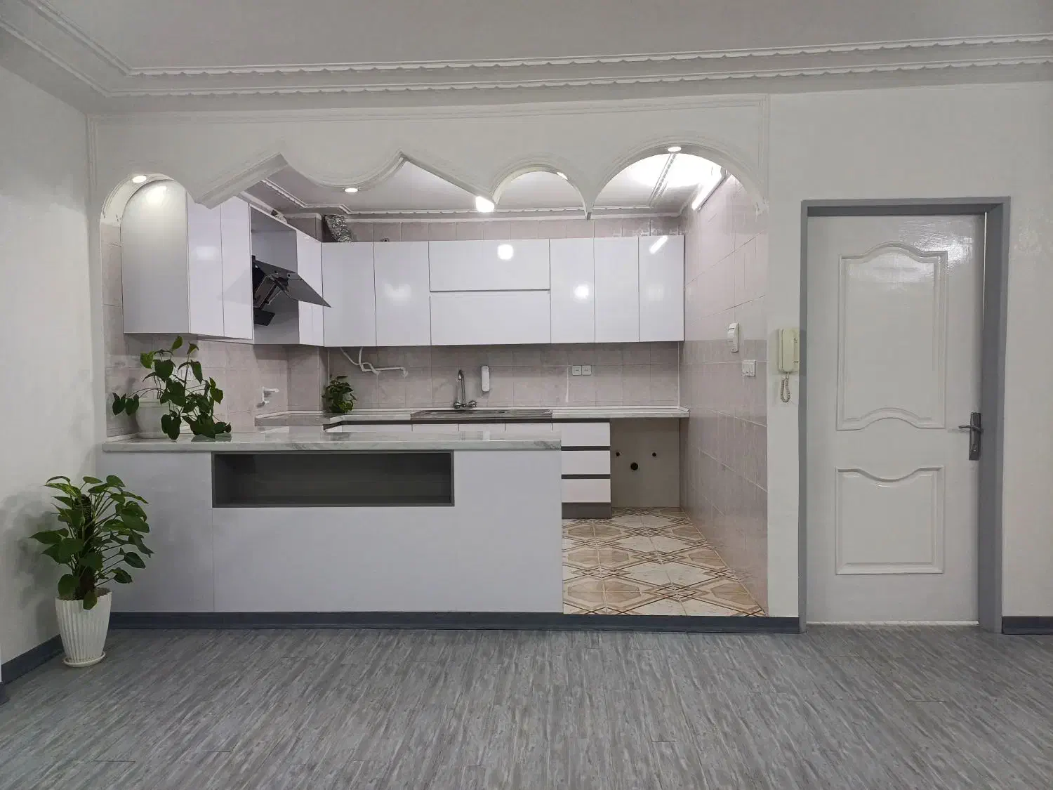 اپارتمان ۷۰متری خوش نقشه بر فیاض جنوبی شیک|فروش آپارتمان|خمینی‌شهر, |دیوار