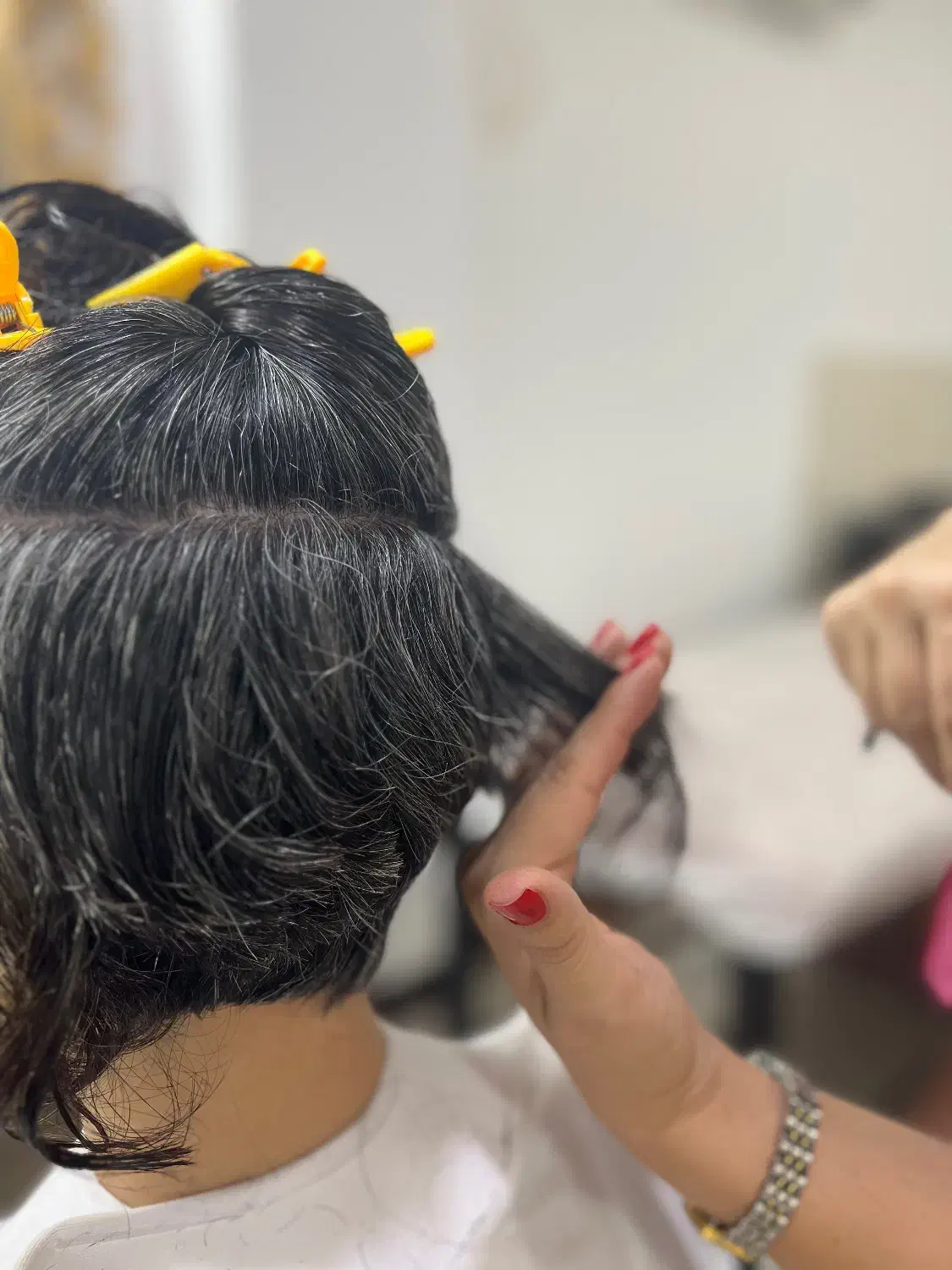 کوتاهی مو و بند ابرو|خدمات آرایشگری و زیبایی|رشت, نیکمرام|دیوار