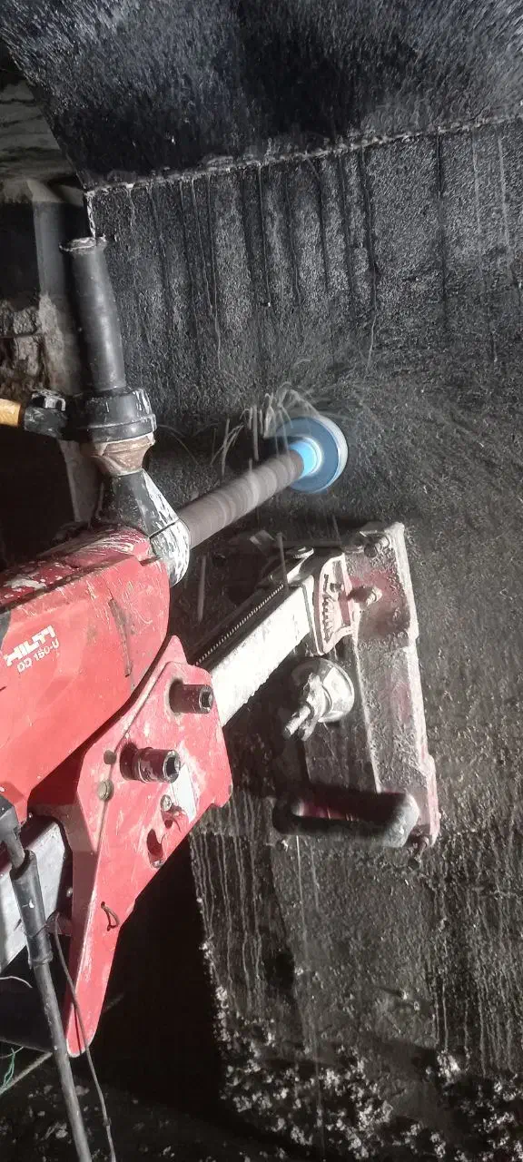 انجام کرگیری(مغزه گیری) کاشت بولت   FRP و آب بندی|خدمات پیشه و مهارت|همدان, |دیوار