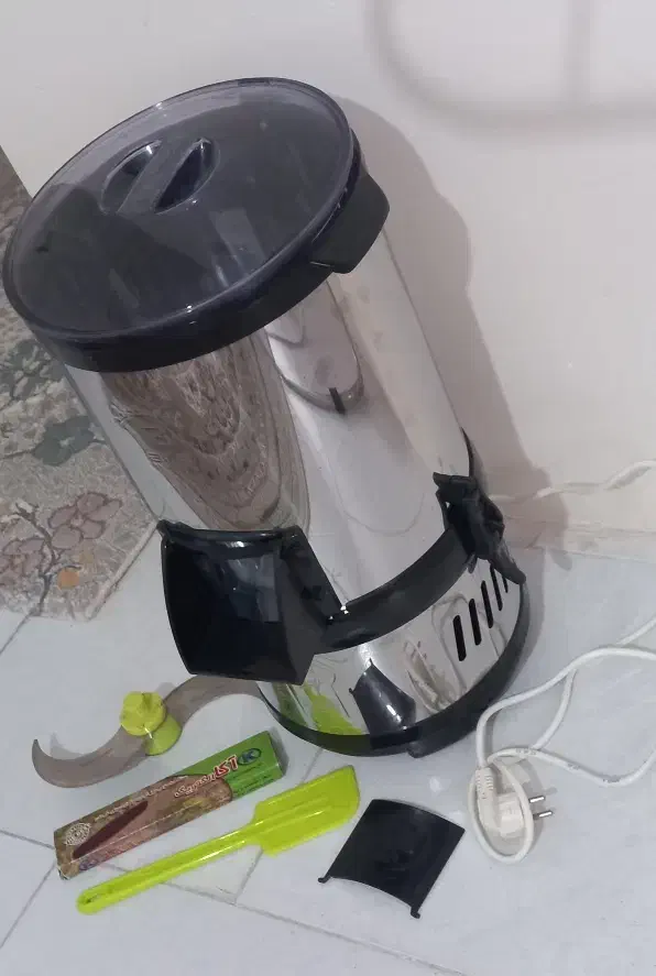 سبزی خرد کن آکا الکتریک( نو نو ) سایز ۳۰۰۰ کیلویی|خردکن، آسیاب، غذاساز|قزوین, |دیوار